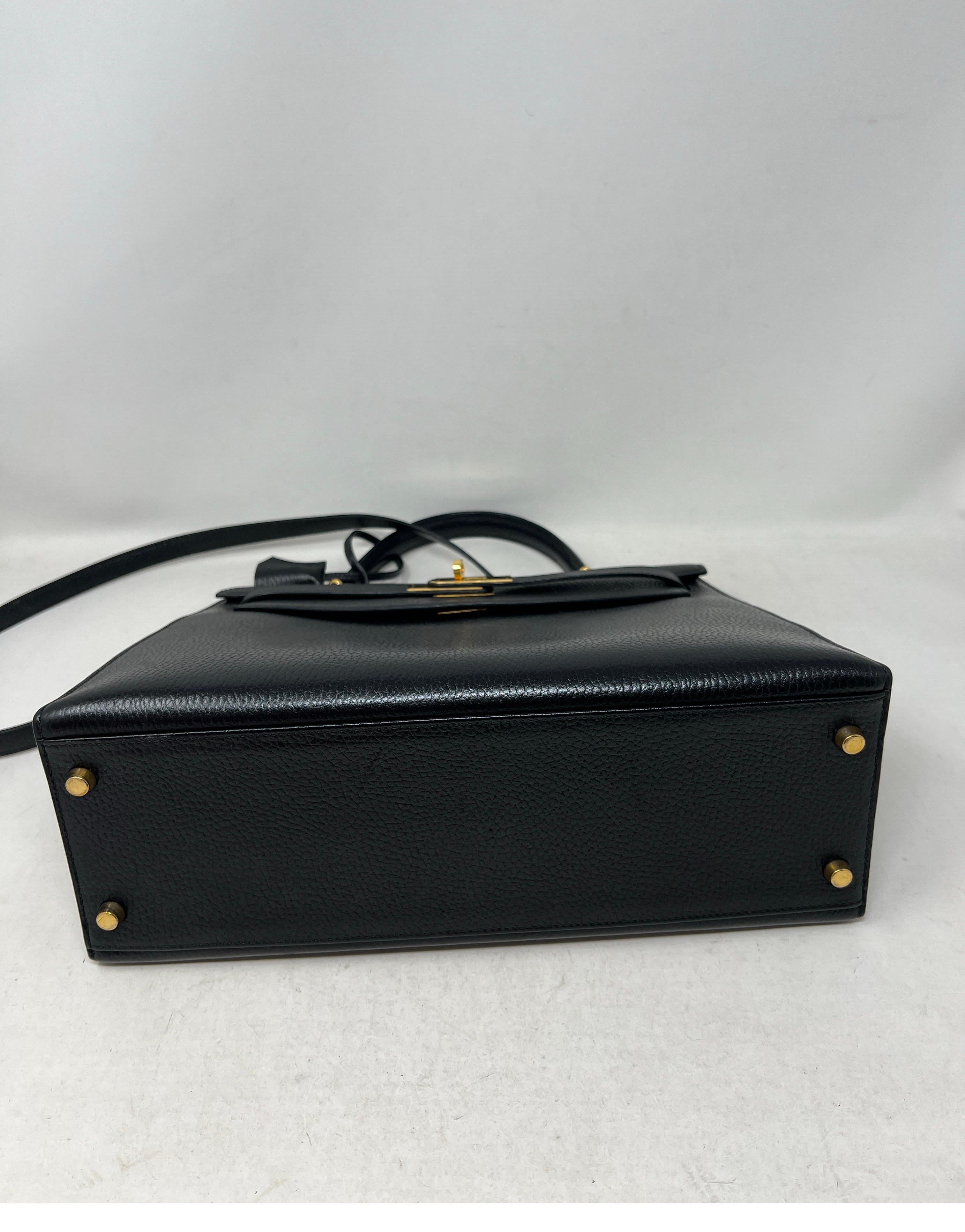 Hermes Black Kelly 32 Bag 15
