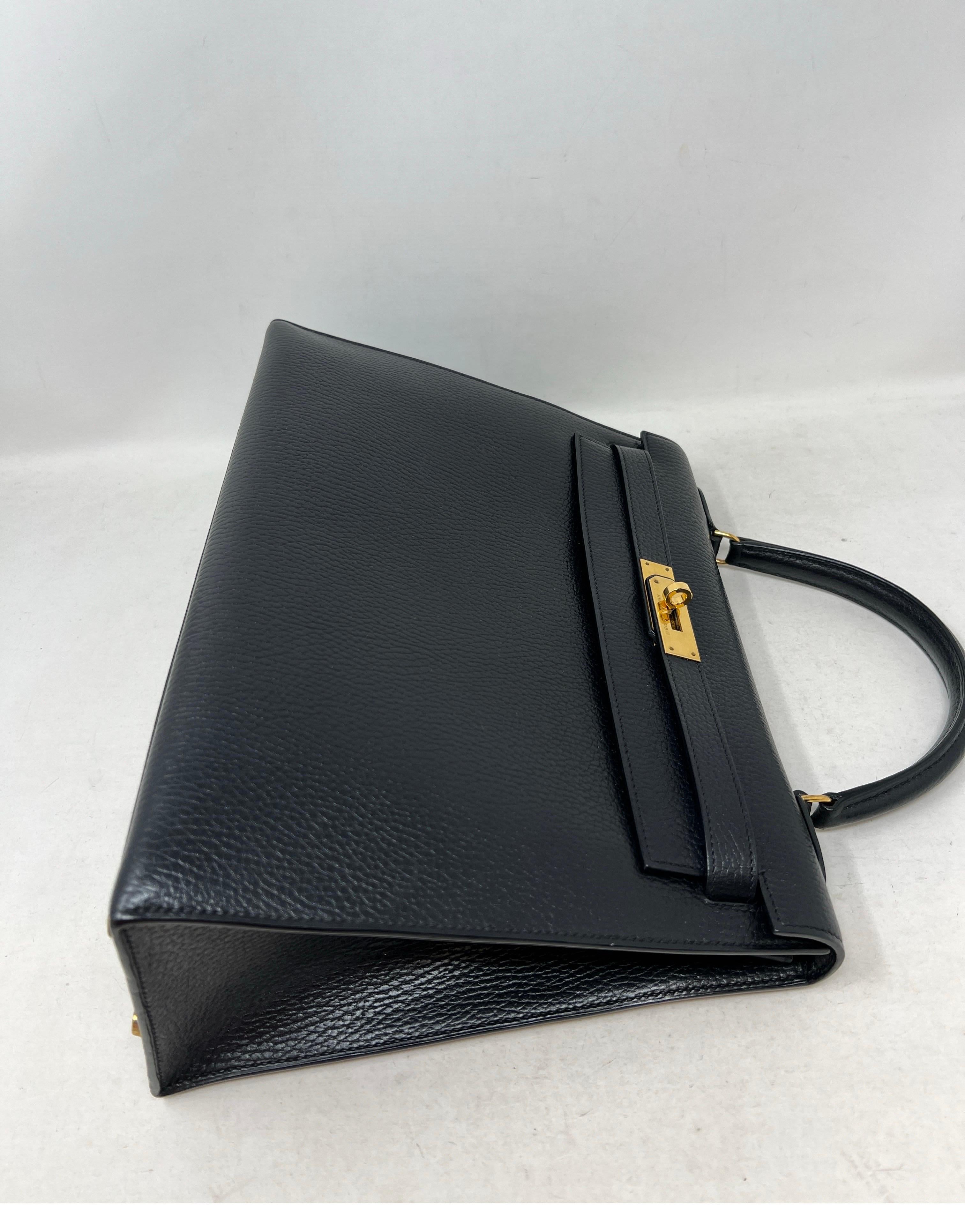 Hermes Black Kelly 32 Bag 3
