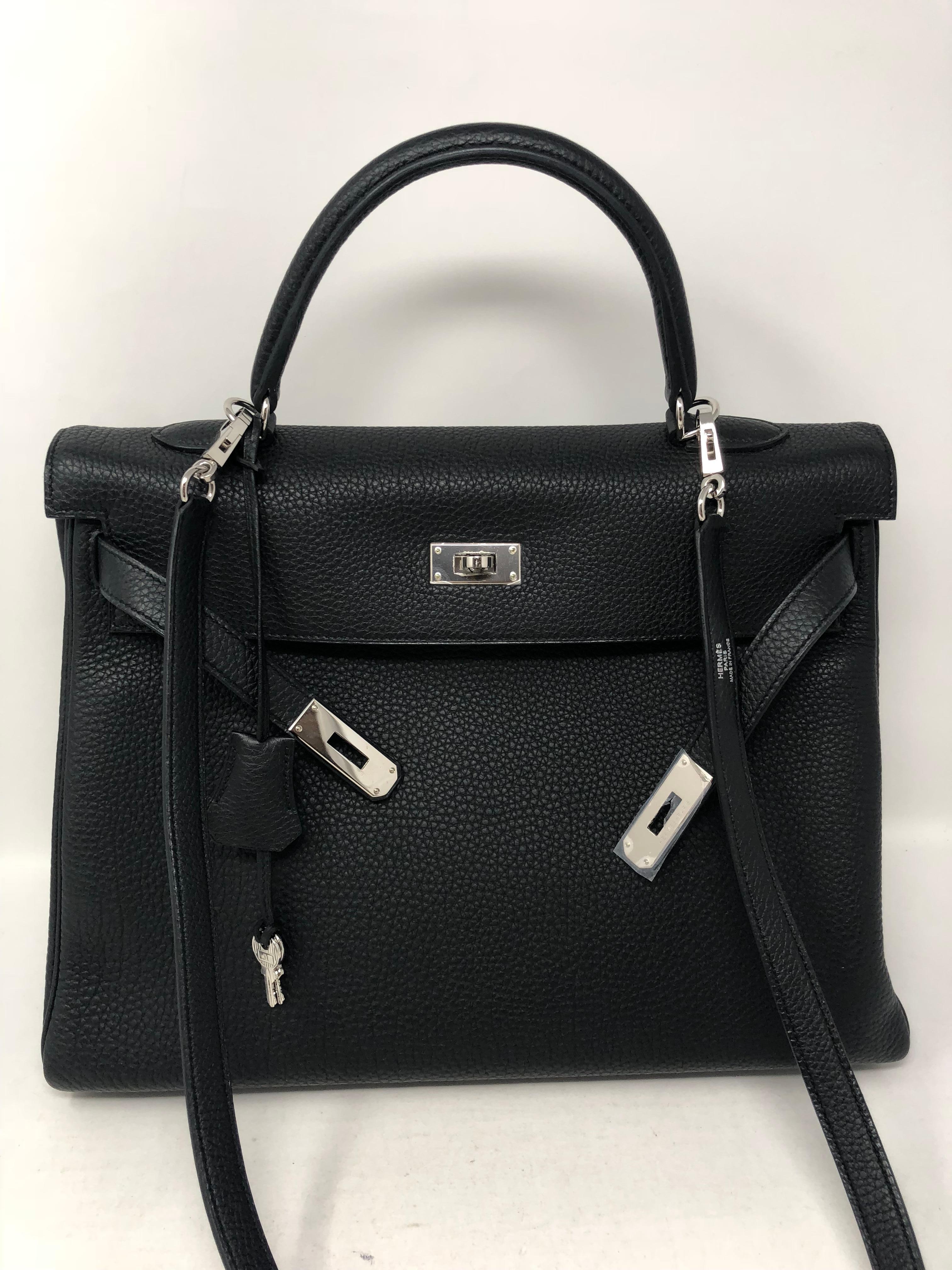Hermes Black Kelly 35  In Excellent Condition In Athens, GA