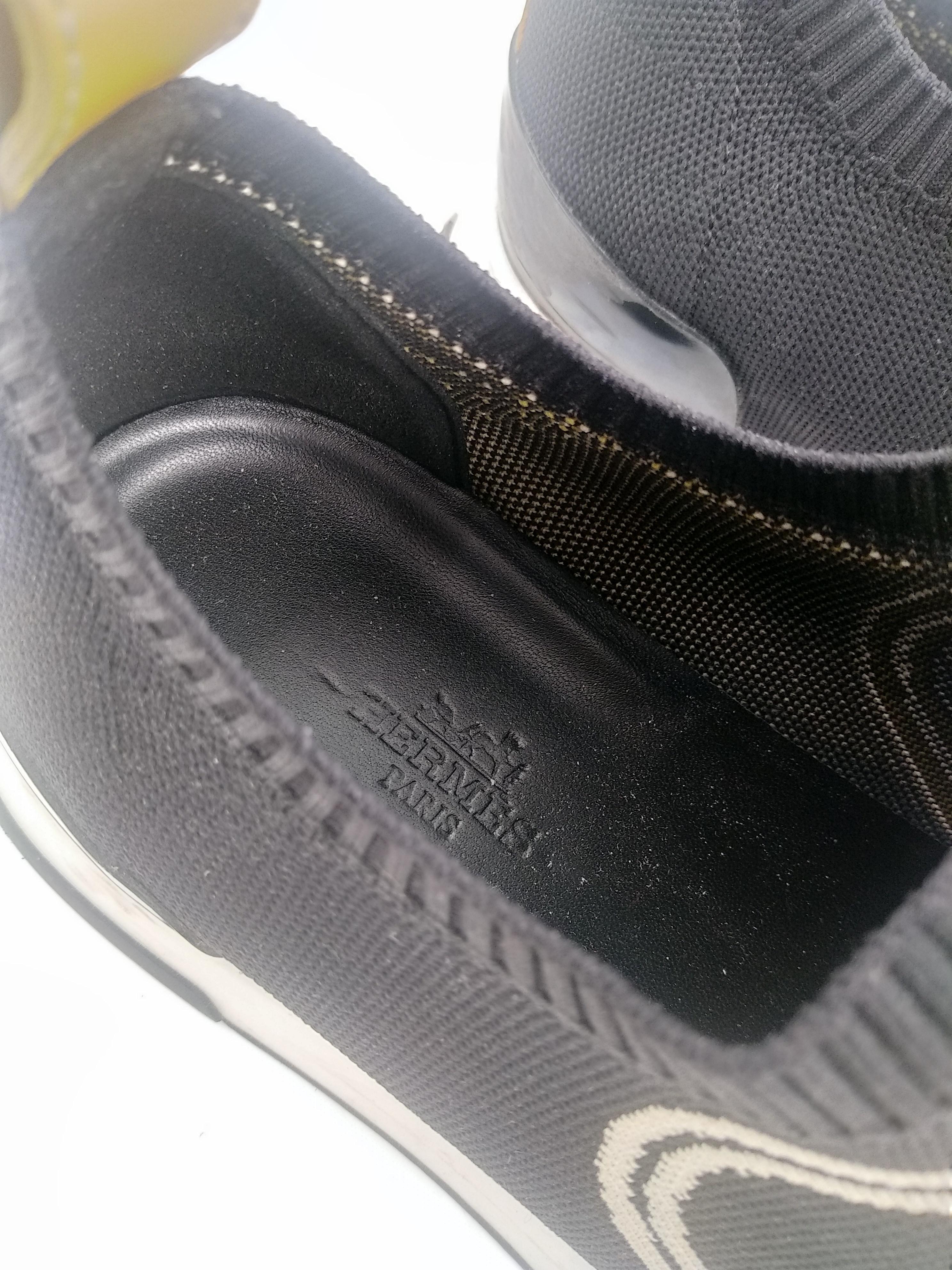 Hermès Black knit 