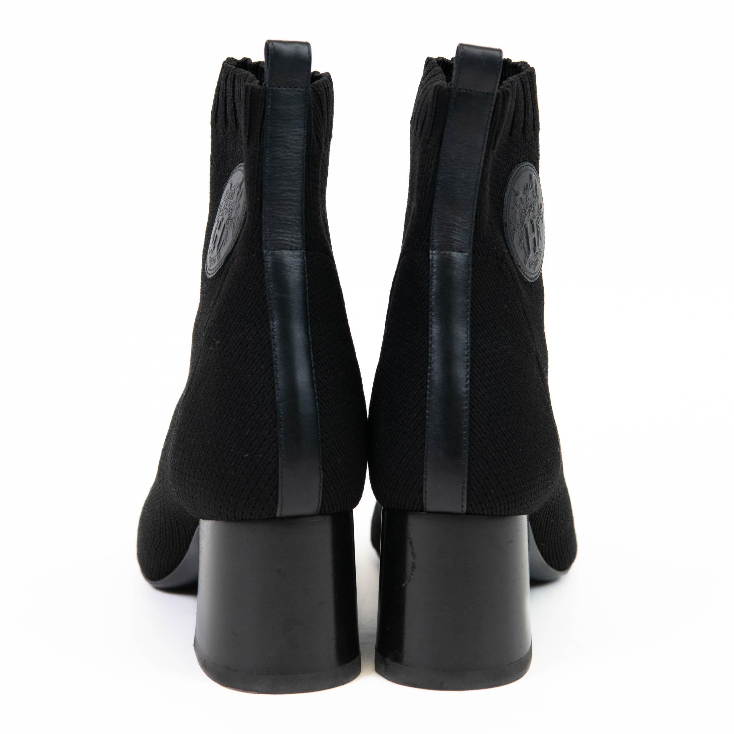 Hermes Black Knit Calfskin Volver 60 Ankle Boot Size 37 Bon état à Corona Del Mar, CA