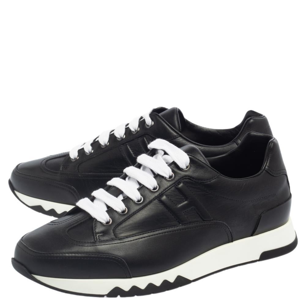 Hermes Black Leather Addict Low Top Sneakers Size 41.5 In New Condition In Dubai, Al Qouz 2