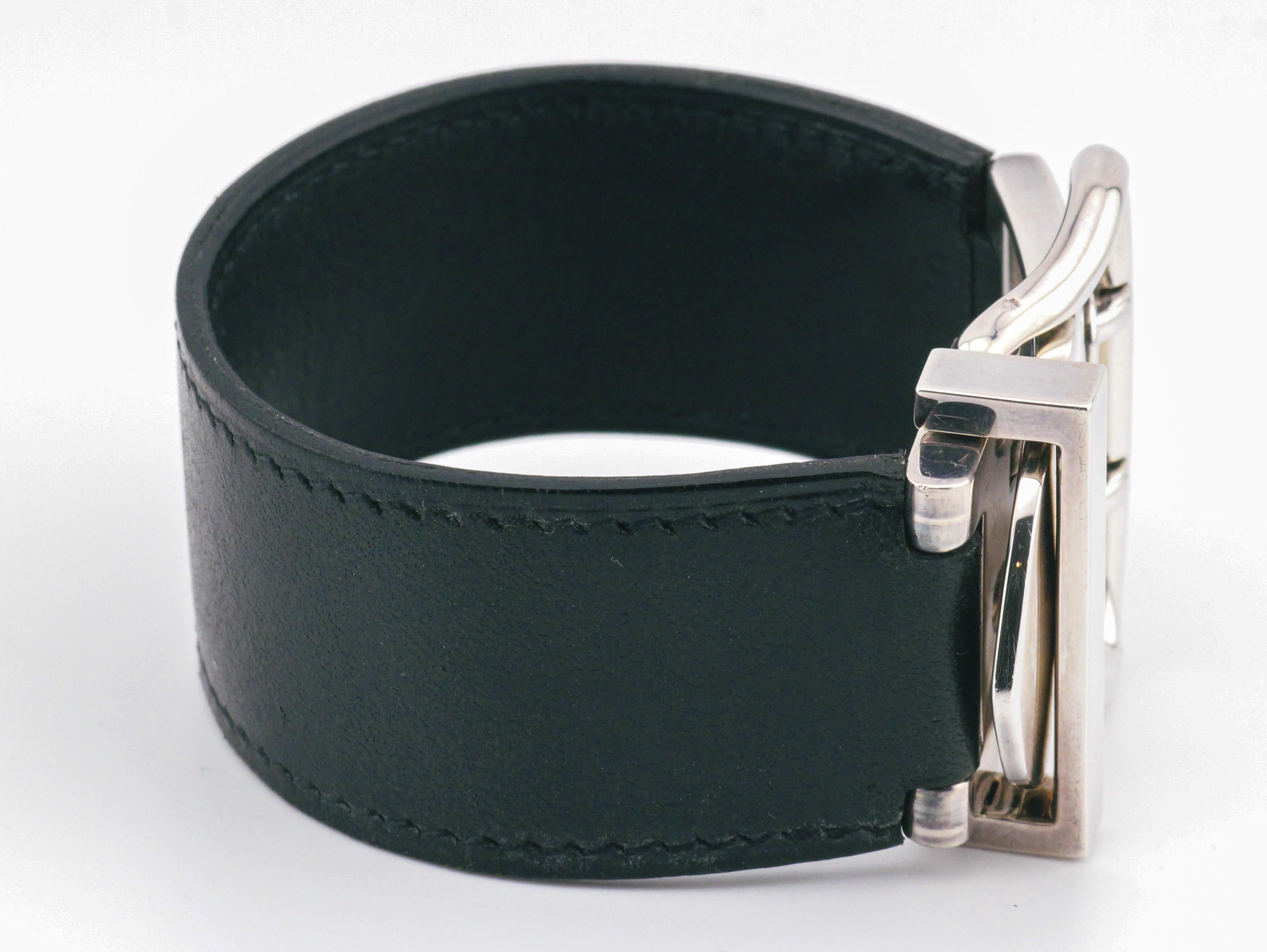 Bracelet à boucle en cuir noir et argent Hermes Bon état - En vente à Bellmore, NY