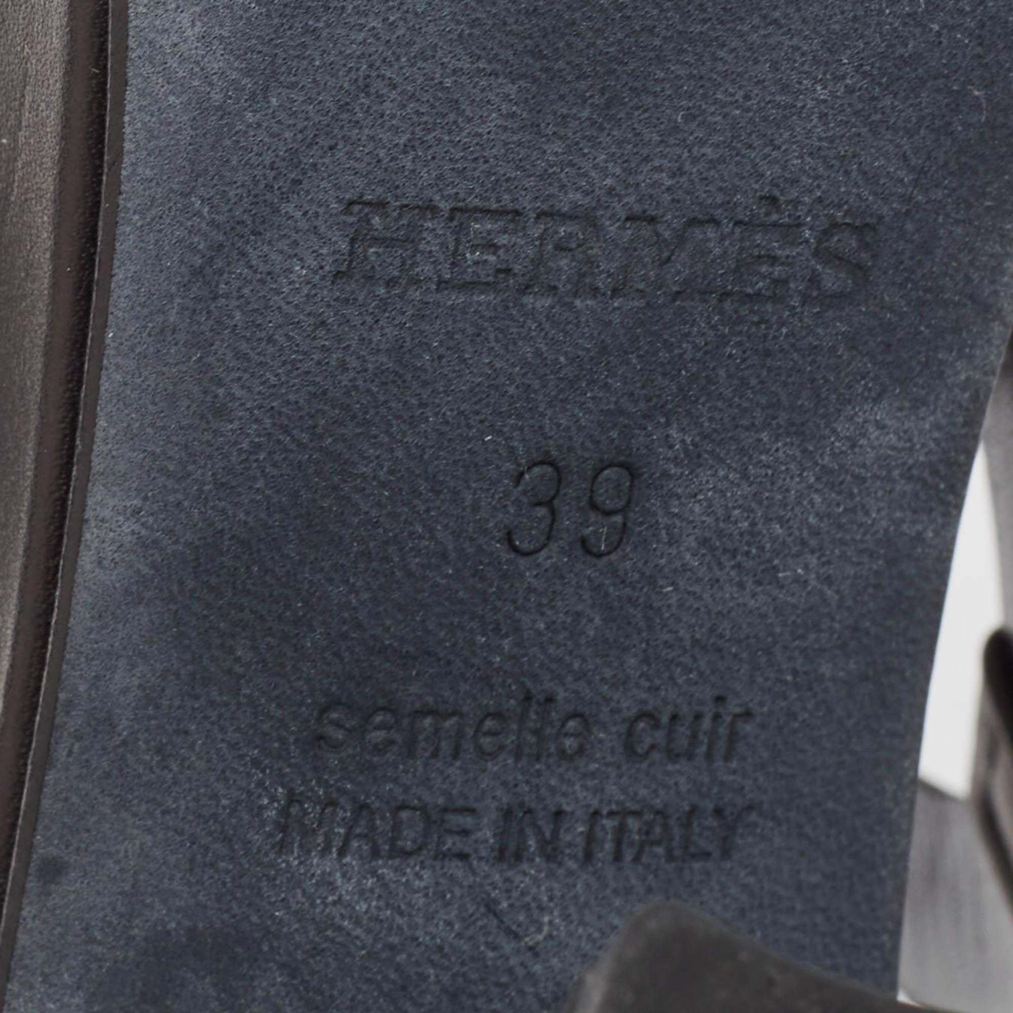 Hermes Schwarze Leder Block Heel-Sandalen mit Knöchelriemen Größe 39 im Angebot 5