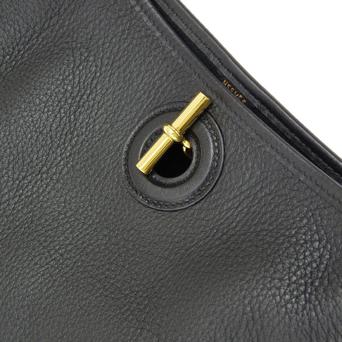 Hermes Black Leather Canvas Gold Toggle Carryall Shoulder Bag

Leather
Canvas
Gold tone hardware
Date code present
Made in France
Shoulder strap drop 19
