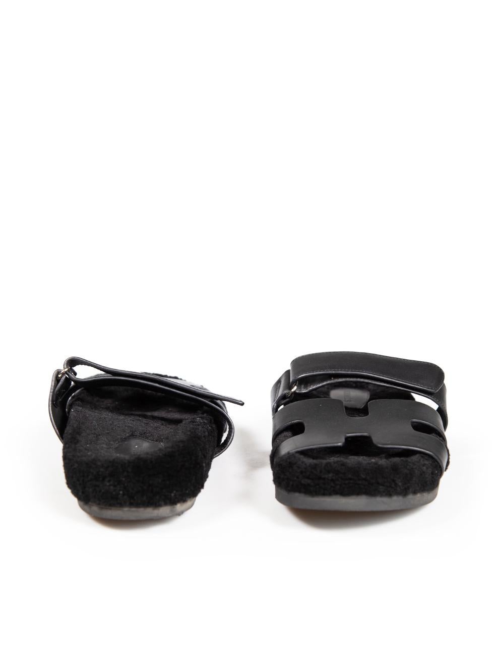 Hermès Black Leather Chypre Sandals Size IT 40 In Good Condition For Sale In London, GB