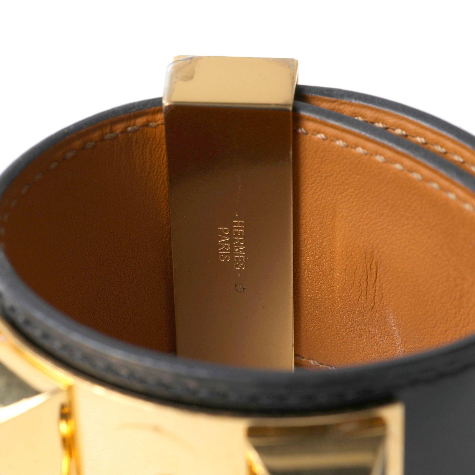 Hermès Black Leather Collier de Chien CDC Cuff with Gold Hardware In Good Condition For Sale In Palm Beach, FL