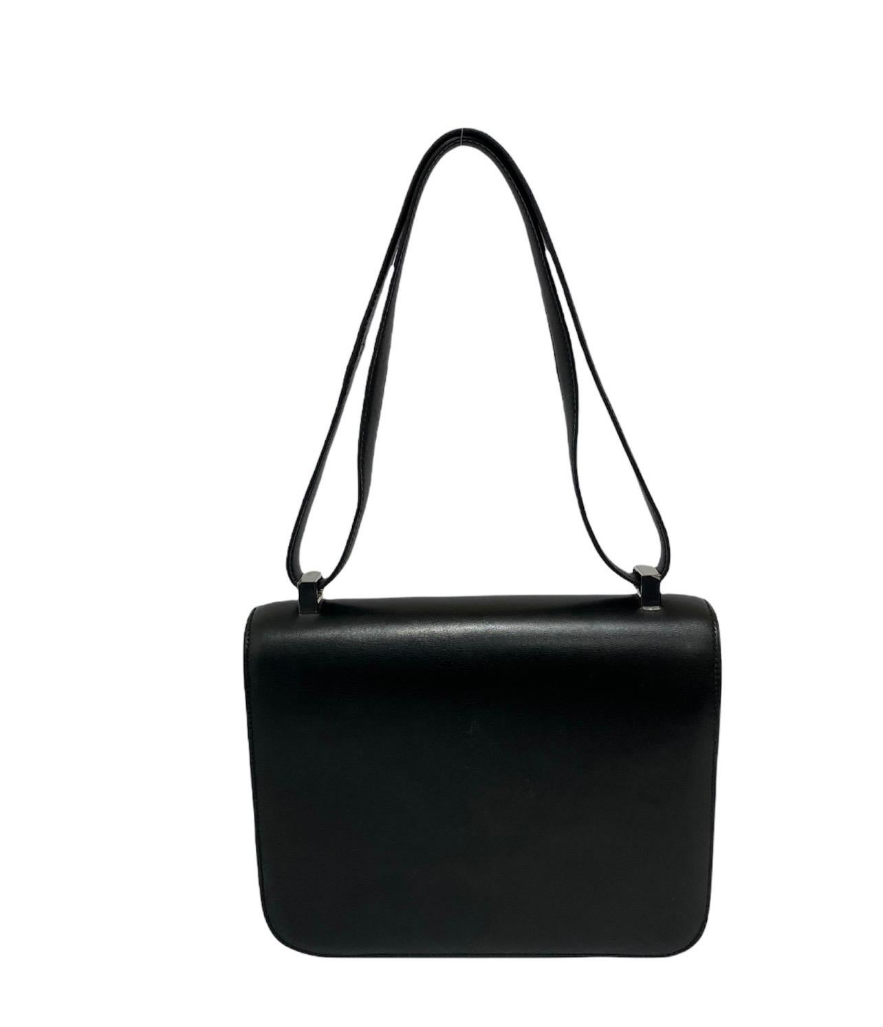 Hermès Black Leather Costance Bag In Excellent Condition In Torre Del Greco, IT