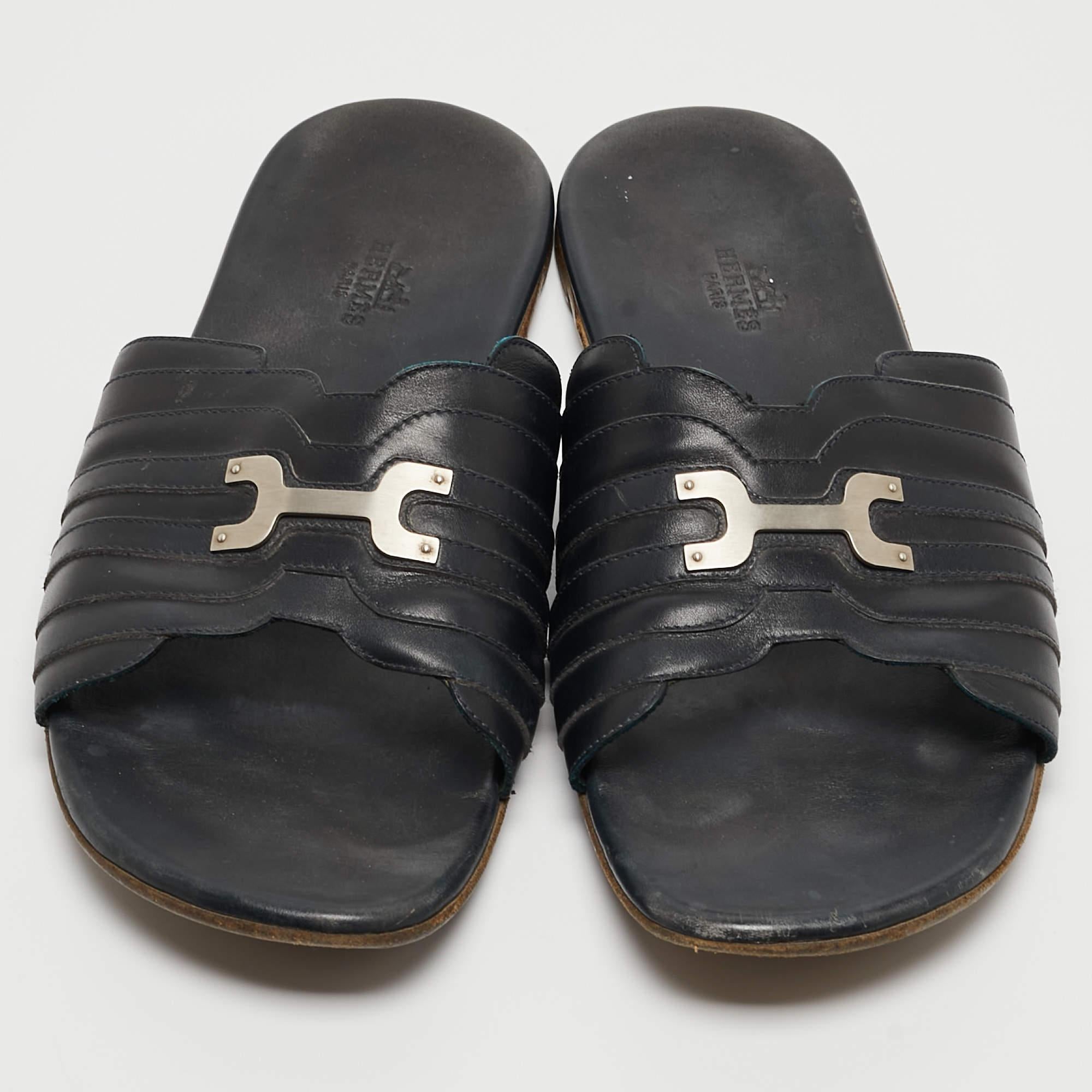 Men's Hermes Black Leather Flat Slides Size 43.5 For Sale