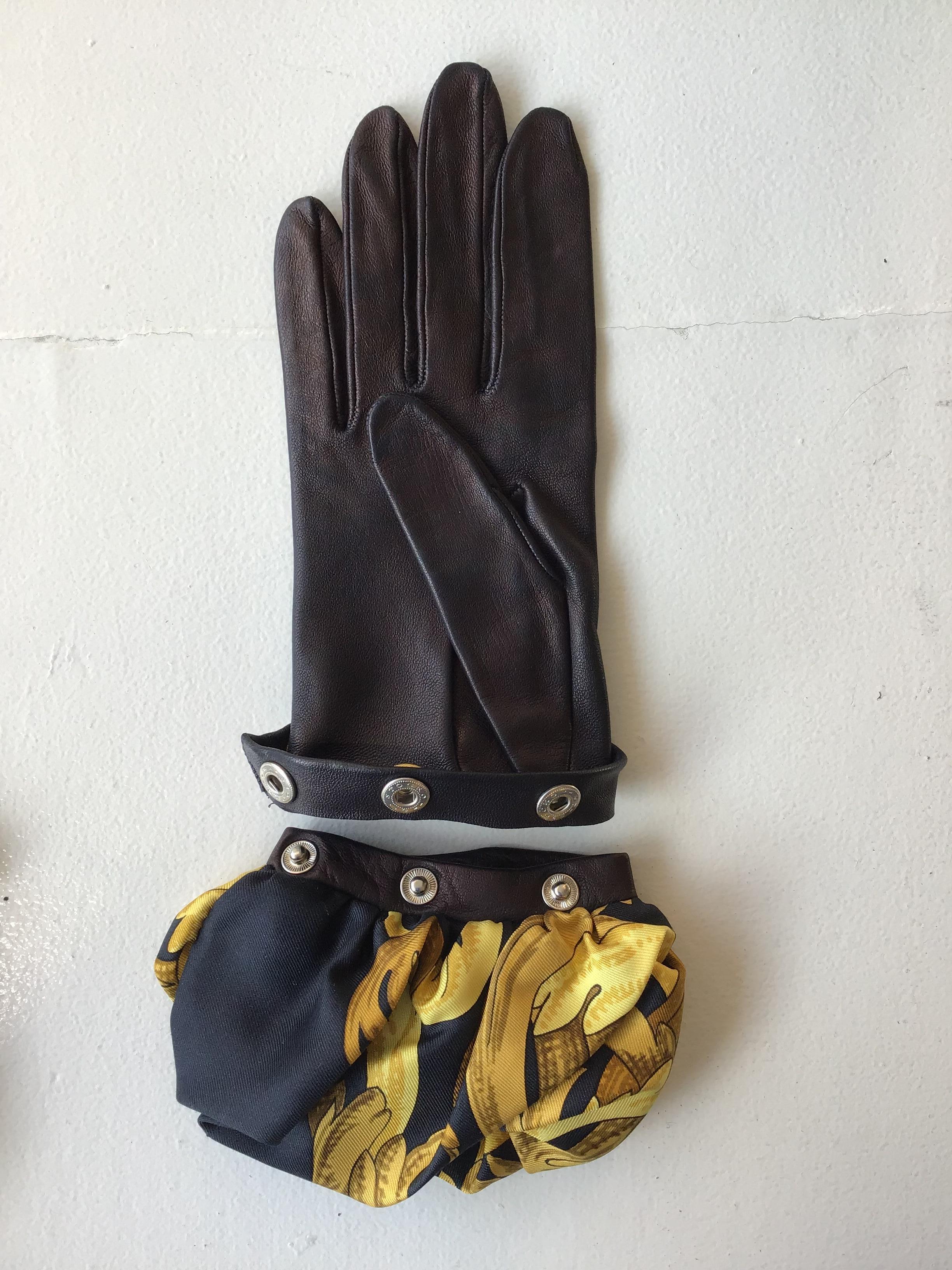 Hermes Black Leather Gloves with Optional Silk Cuffs In Good Condition For Sale In San Francisco, CA