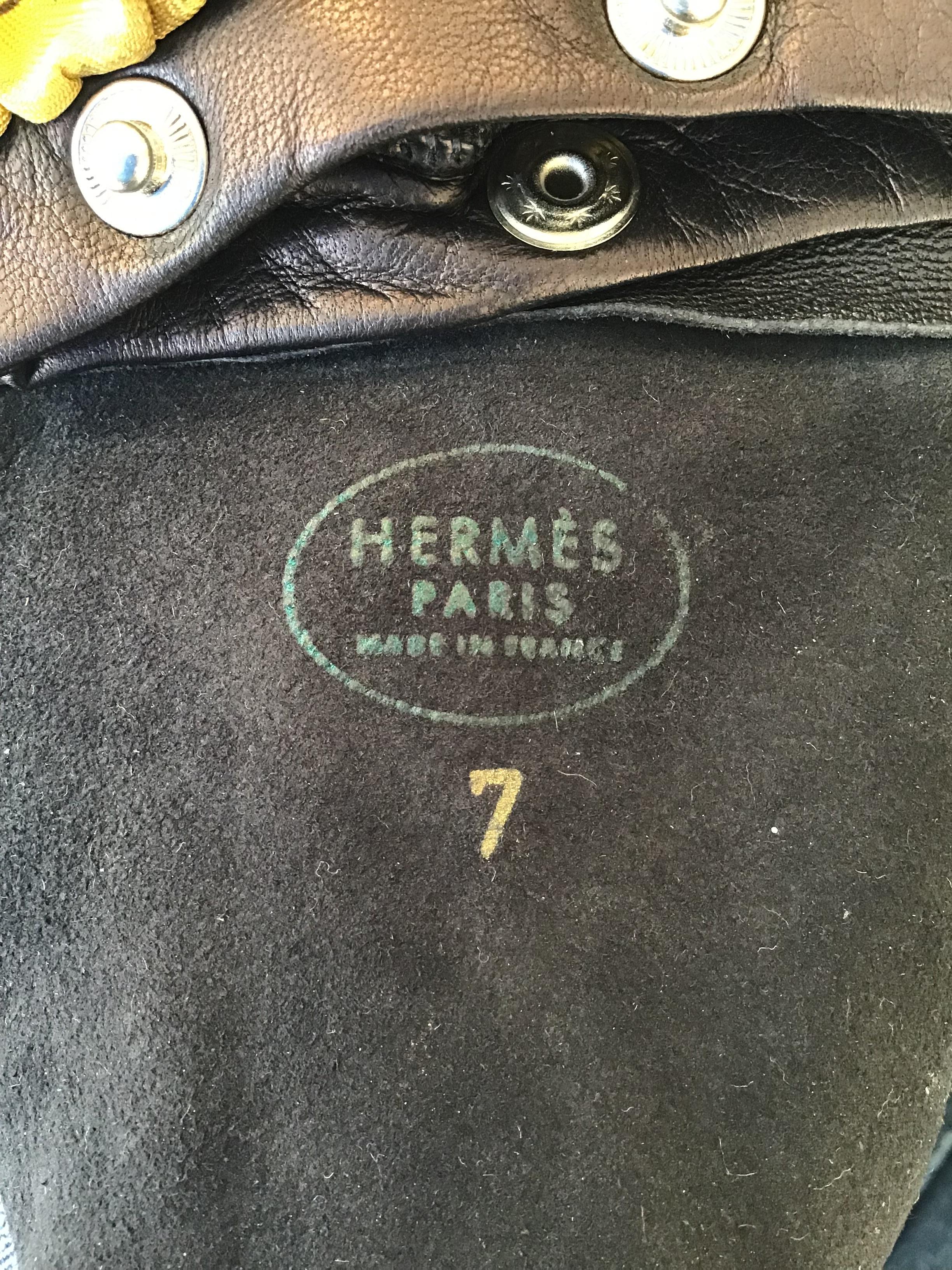 Hermes Black Leather Gloves with Optional Silk Cuffs For Sale 1