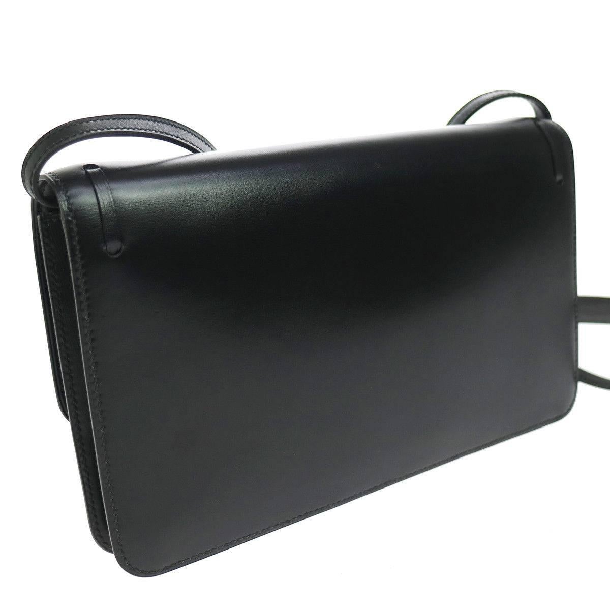 Hermes Black Leather Gold Tassel 2 in 1 Evening Clutch Shoulder Flap Bag In Good Condition In Chicago, IL
