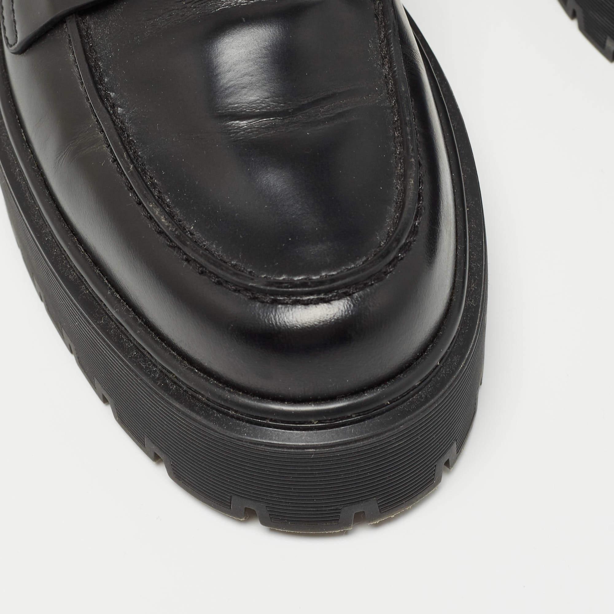 Hermès Black Leather Hitch H Logo Loafers Size 37 For Sale 4