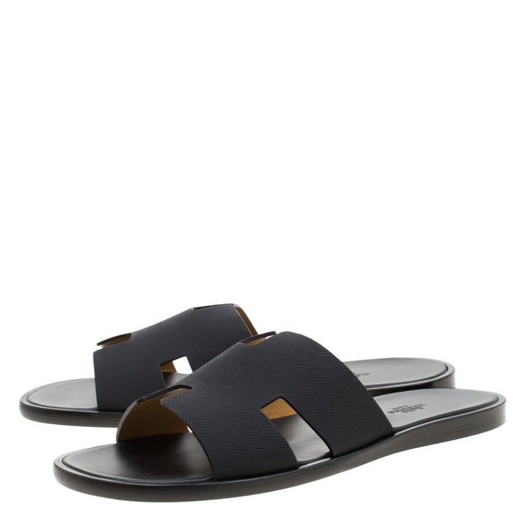 Hermes Black Leather Izmir Sandals Size 42.5 For Sale at 1stDibs