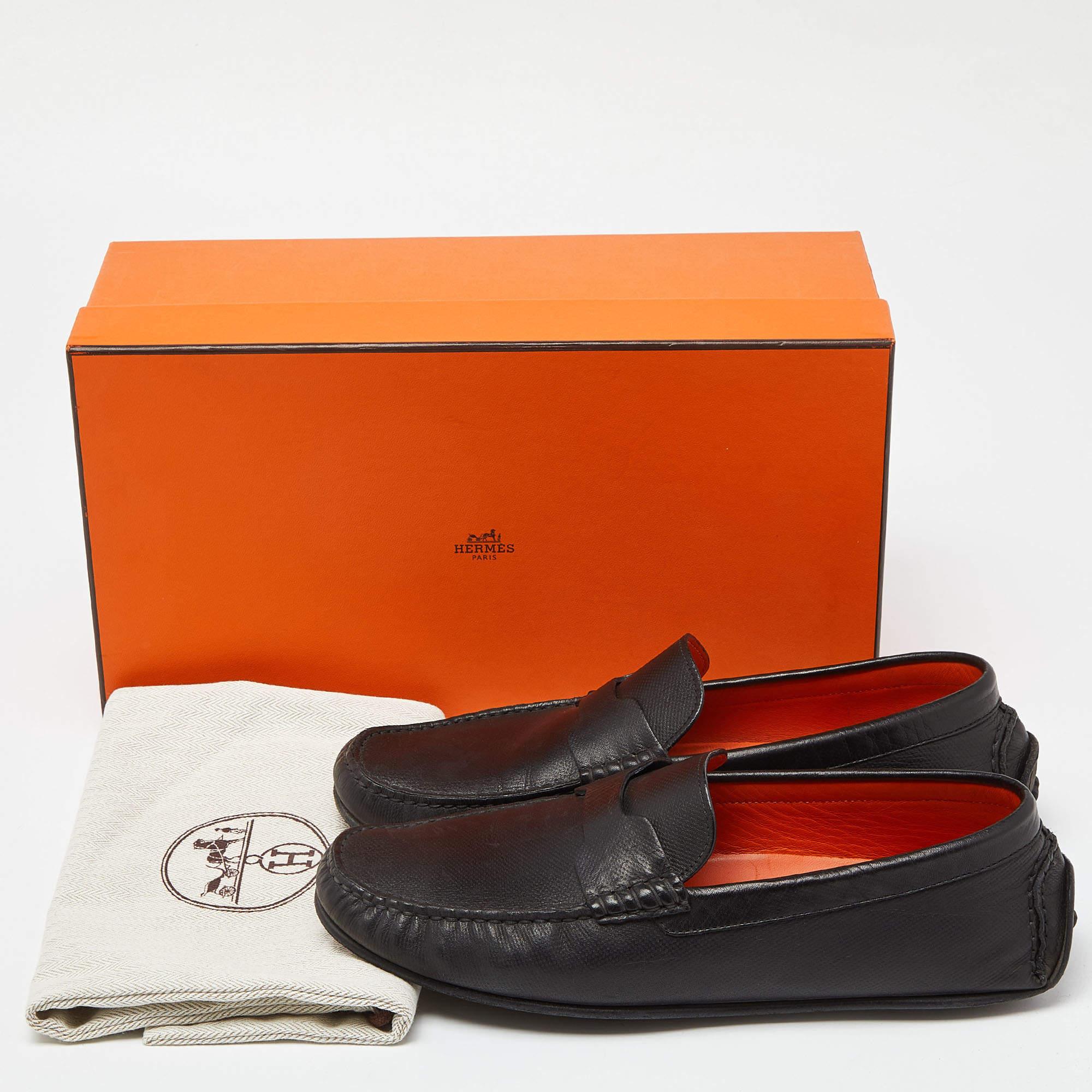 Hermes Kennedy Slip On Loafers aus schwarzem Leder, Größe 40,5 im Angebot 6