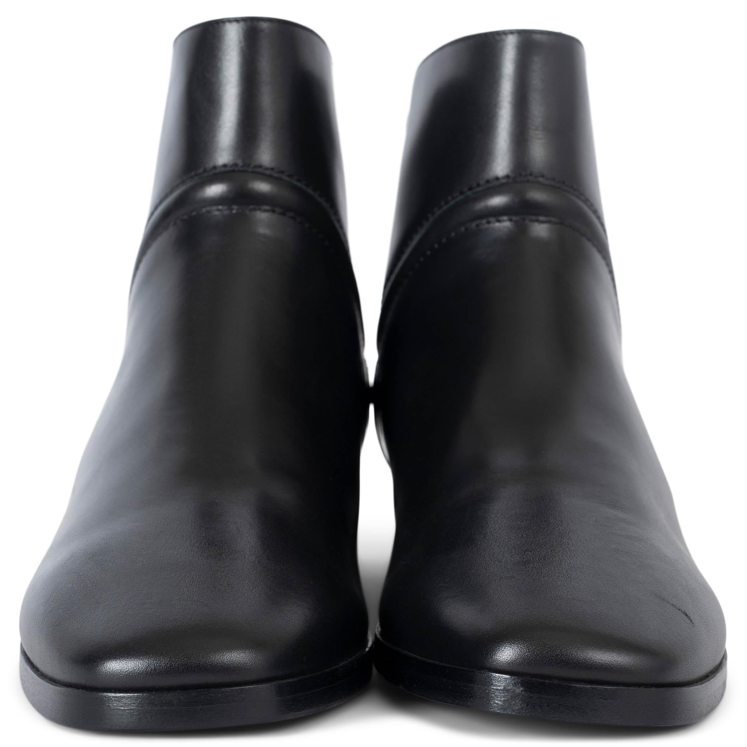 100% authentic Hermès Nedji Competition ankle boots in black smooth leather featuring Palladium hardware. Zipper closure on the heel. Brand new. 

Measurements
Imprinted Size	36
Shoe Size	36
Inside Sole	23cm (9in)
Width	7.5cm (2.9in)
Heel	2.5cm
