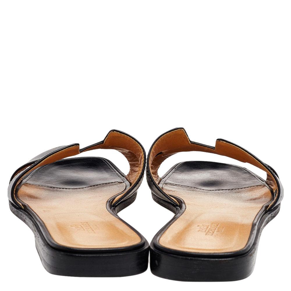 Hermes Black Leather Oran Sandals Size 39.5 2
