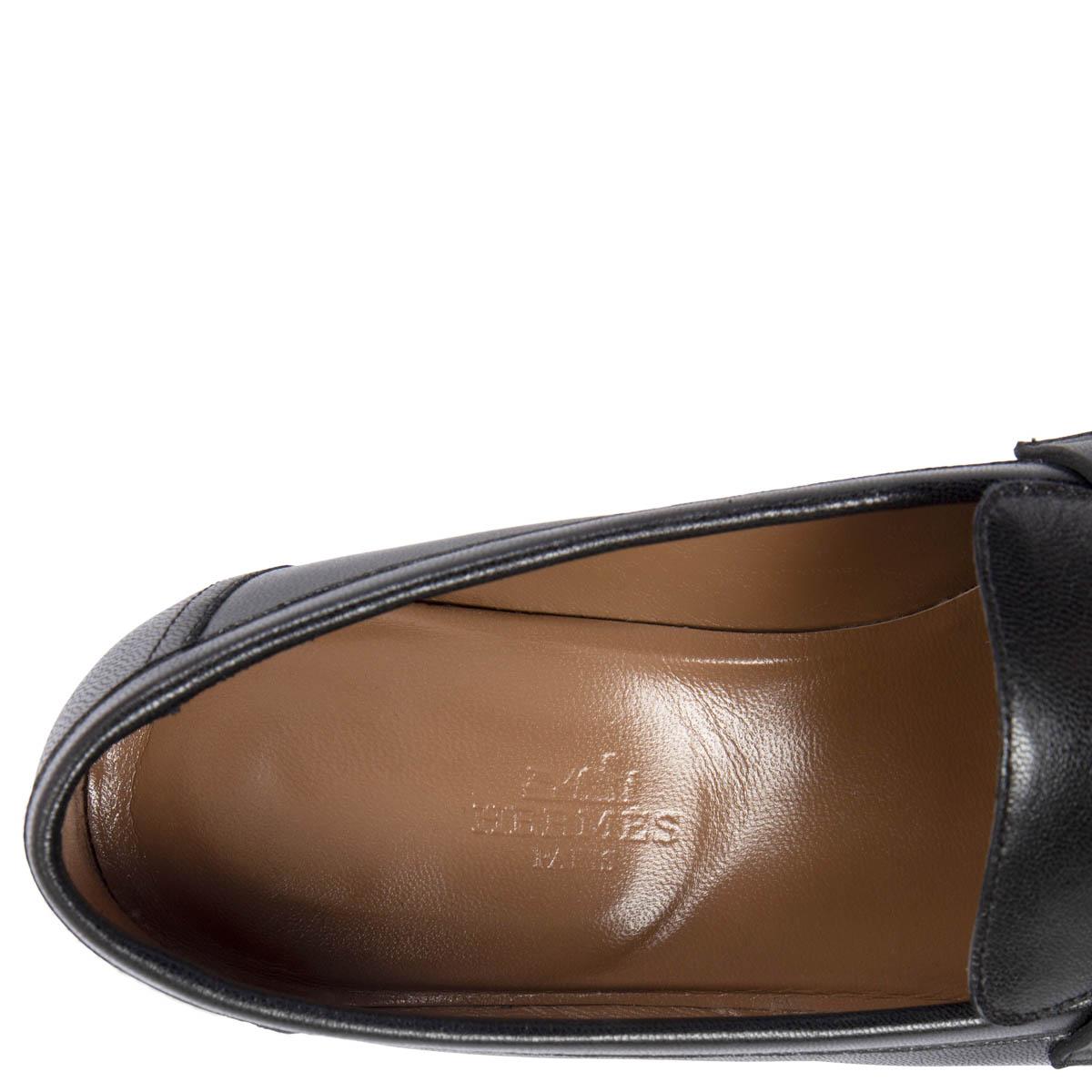 HERMES black leather ROYAL CONSTANCE FRINGE Loafers Flats Shoes 38.5 In Excellent Condition In Zürich, CH