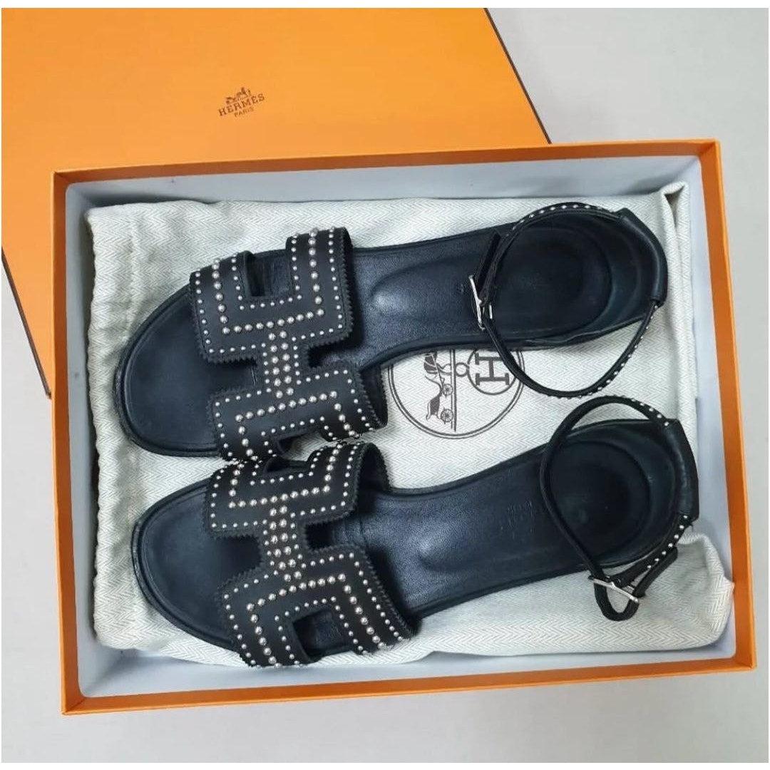Hermes Schwarz Leder Santorini Ankle Wrap Sandalen Größe 37 im Zustand „Gut“ im Angebot in Krakow, PL
