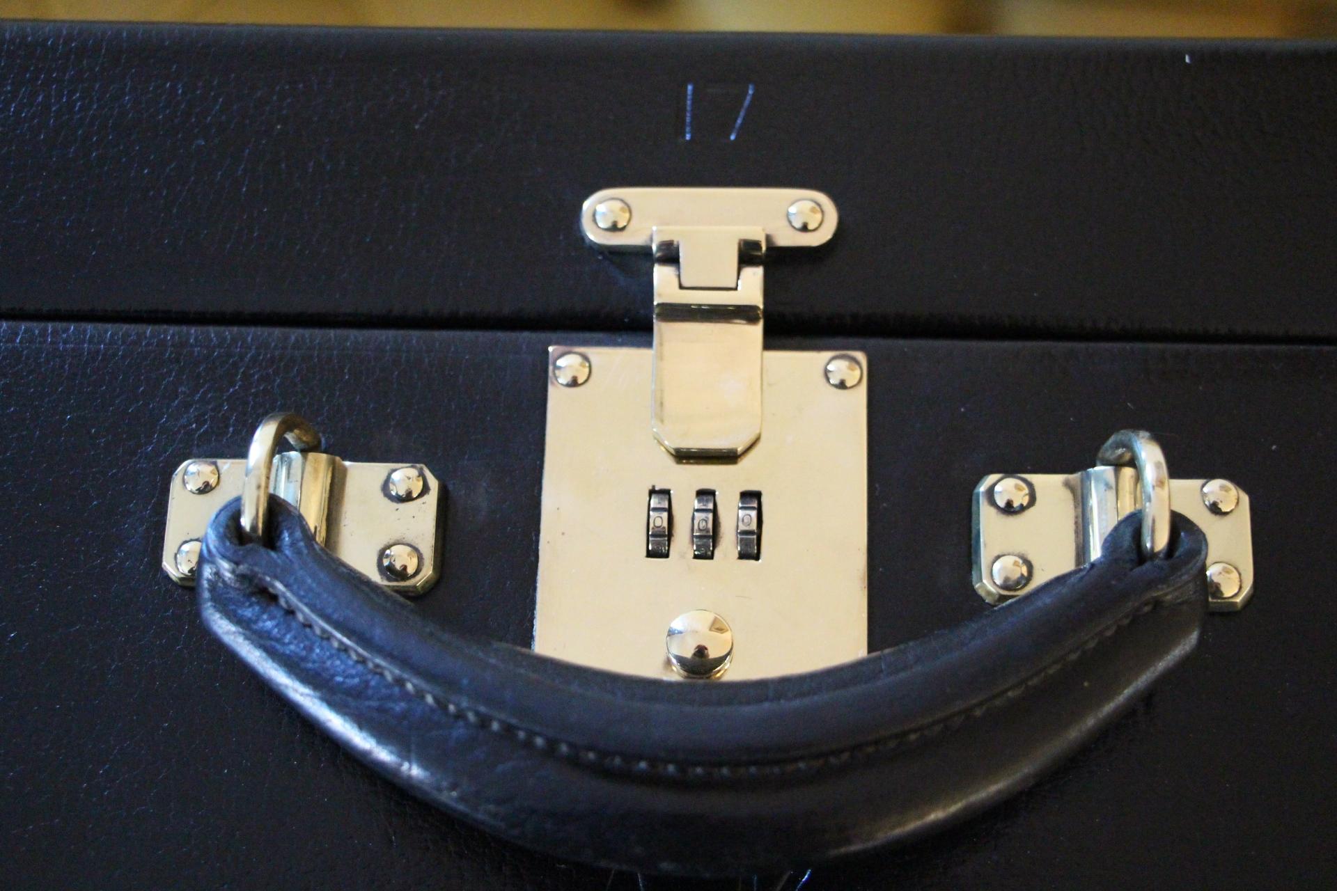 Women's or Men's Hermès Black Leather Suitcase 70 cm, Hermès Trunk, Hermès Luggage