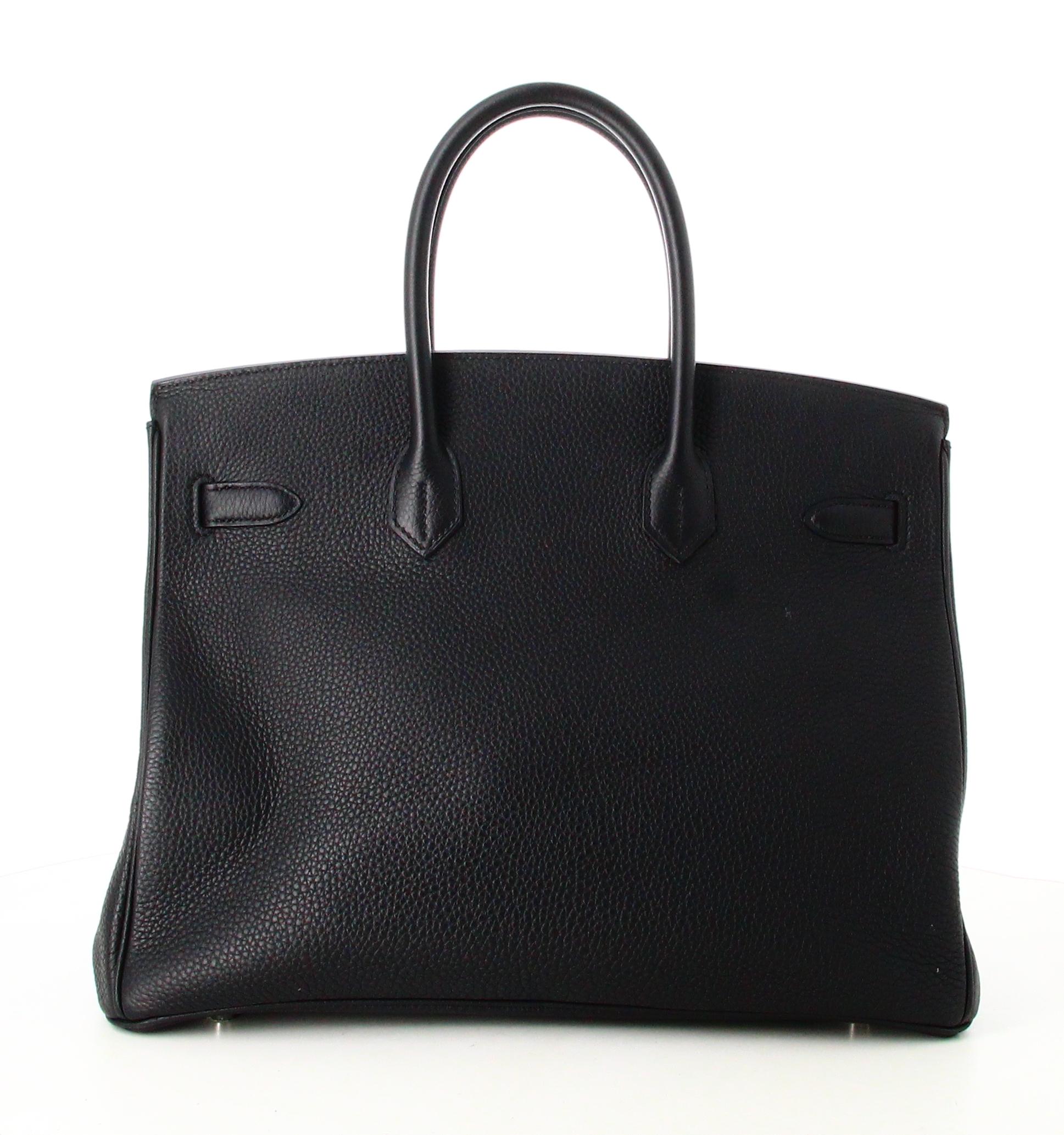 Hermes Black Leather Togo Birkin Bag 35

- Very good condition. No signs of wear.
- Hermès Birkin Handbag 35
- Black togo leather
- Two black leather straps 
- Key + silver padlock 
- Inside zipped pocket 
