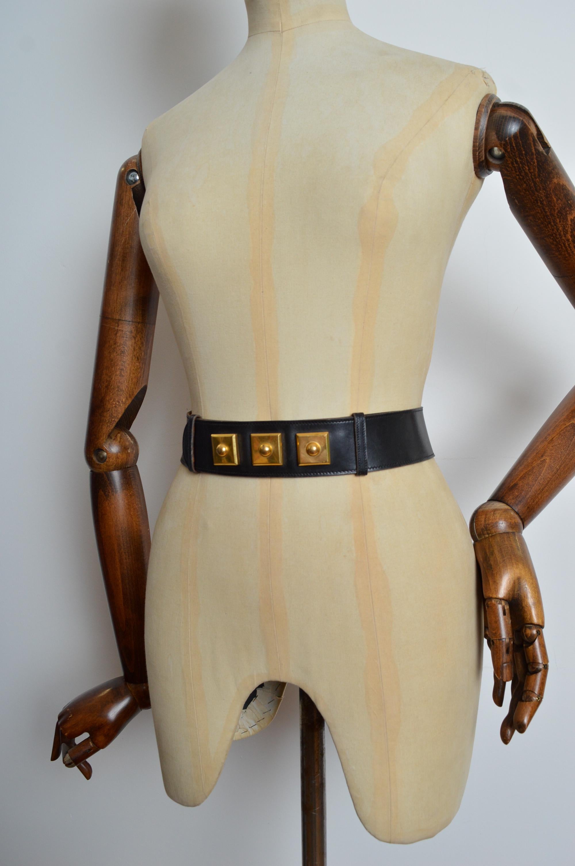 Hermès Black leather waist belt with decorative Gold square detail For Sale 9
