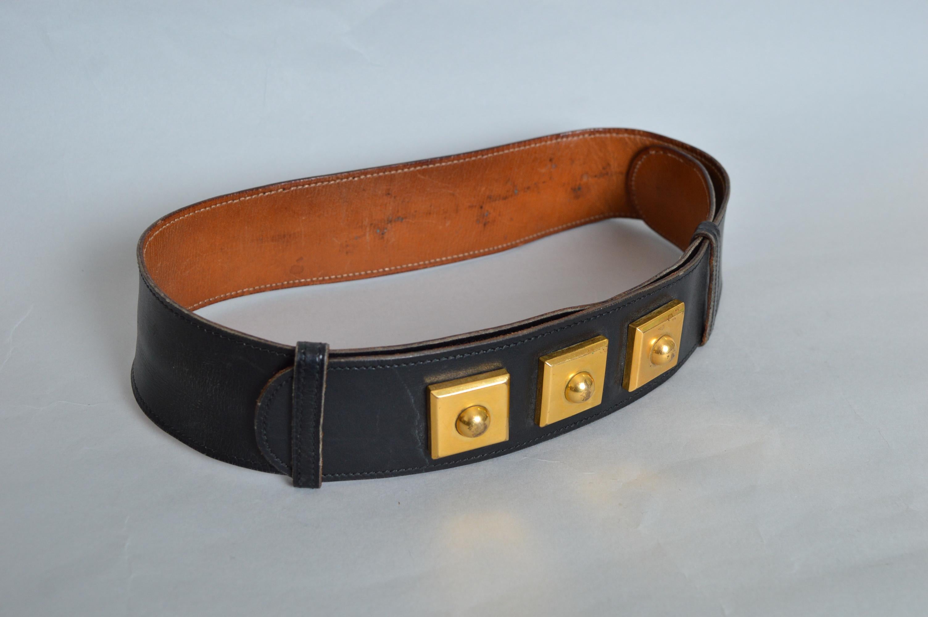 Hermès Black leather waist belt with decorative Gold square detail In Fair Condition For Sale In Sheffield, GB