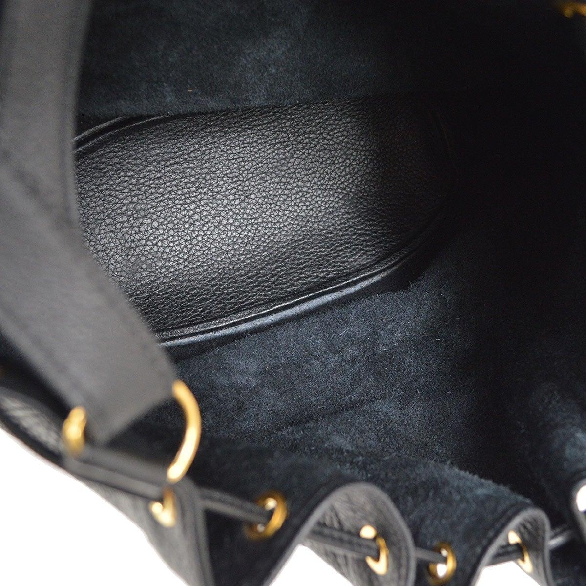 HERMES Black Market GM Togo Leather Gold Hardware Bucket Shoulder Bag  In Good Condition In Chicago, IL