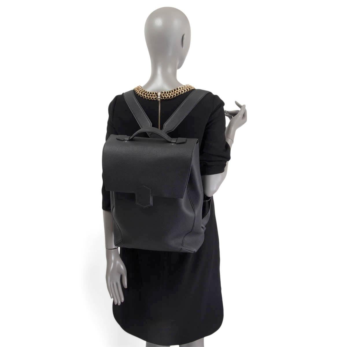 Women's HERMES black Maurice leather FLASH Backpack Bag For Sale