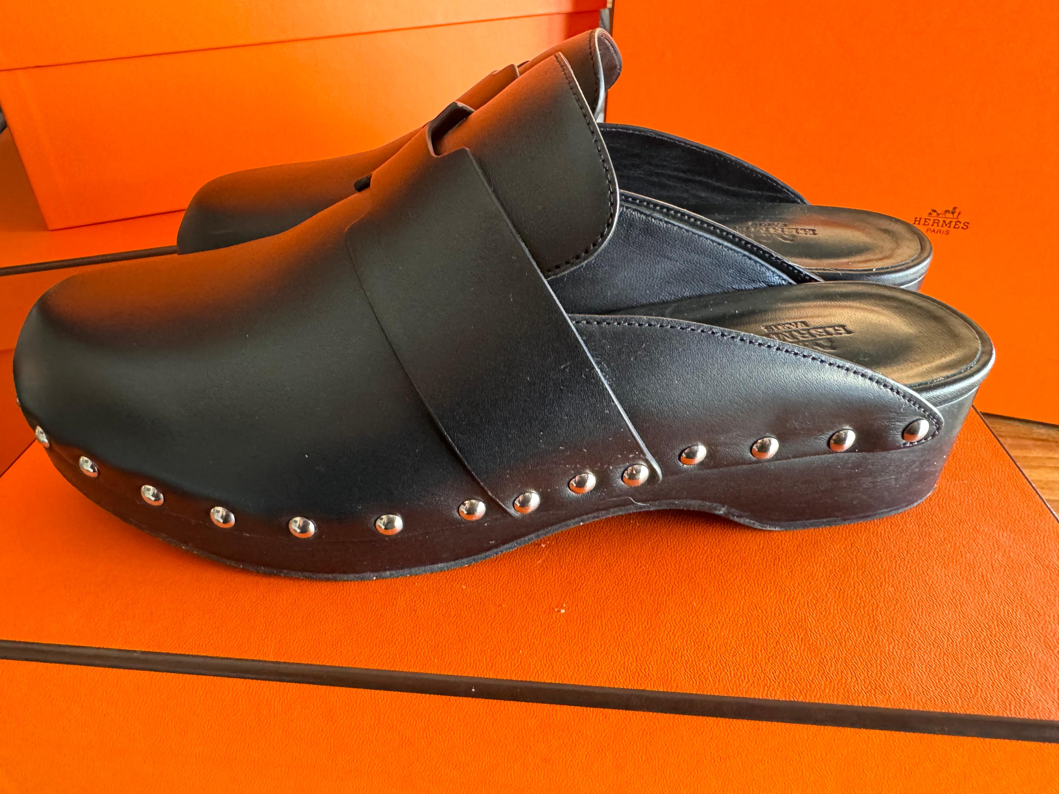Hermes Black Mules  In Excellent Condition For Sale In Toronto, CA