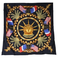 Foulard en soie Hermès noir multicolore « Statue de la Liberté » (centenaire), 90