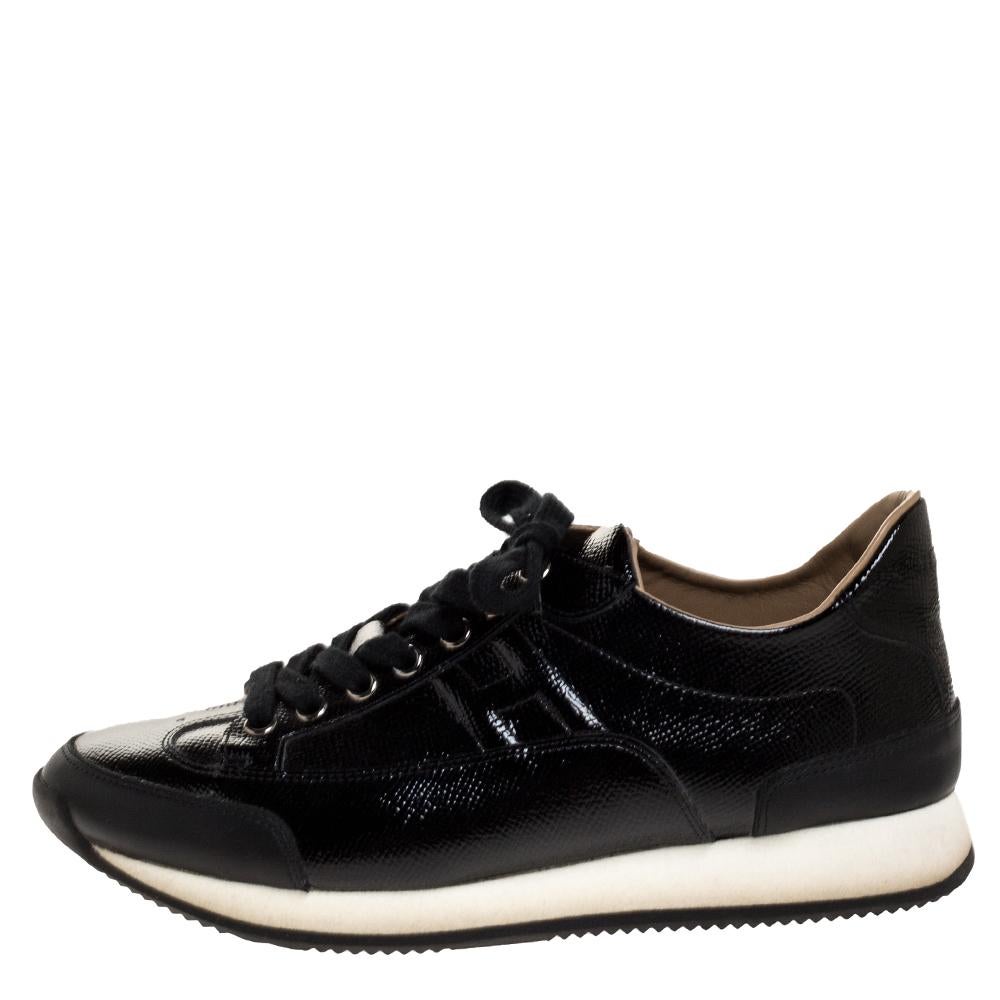 Hermes Black Patent Leather Quick Sneakers Size 37.5 In Good Condition In Dubai, Al Qouz 2