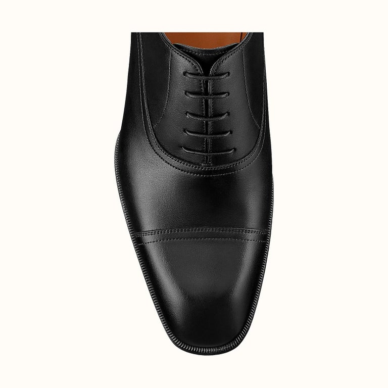 Oxfords in patinated calfskin, leather sole