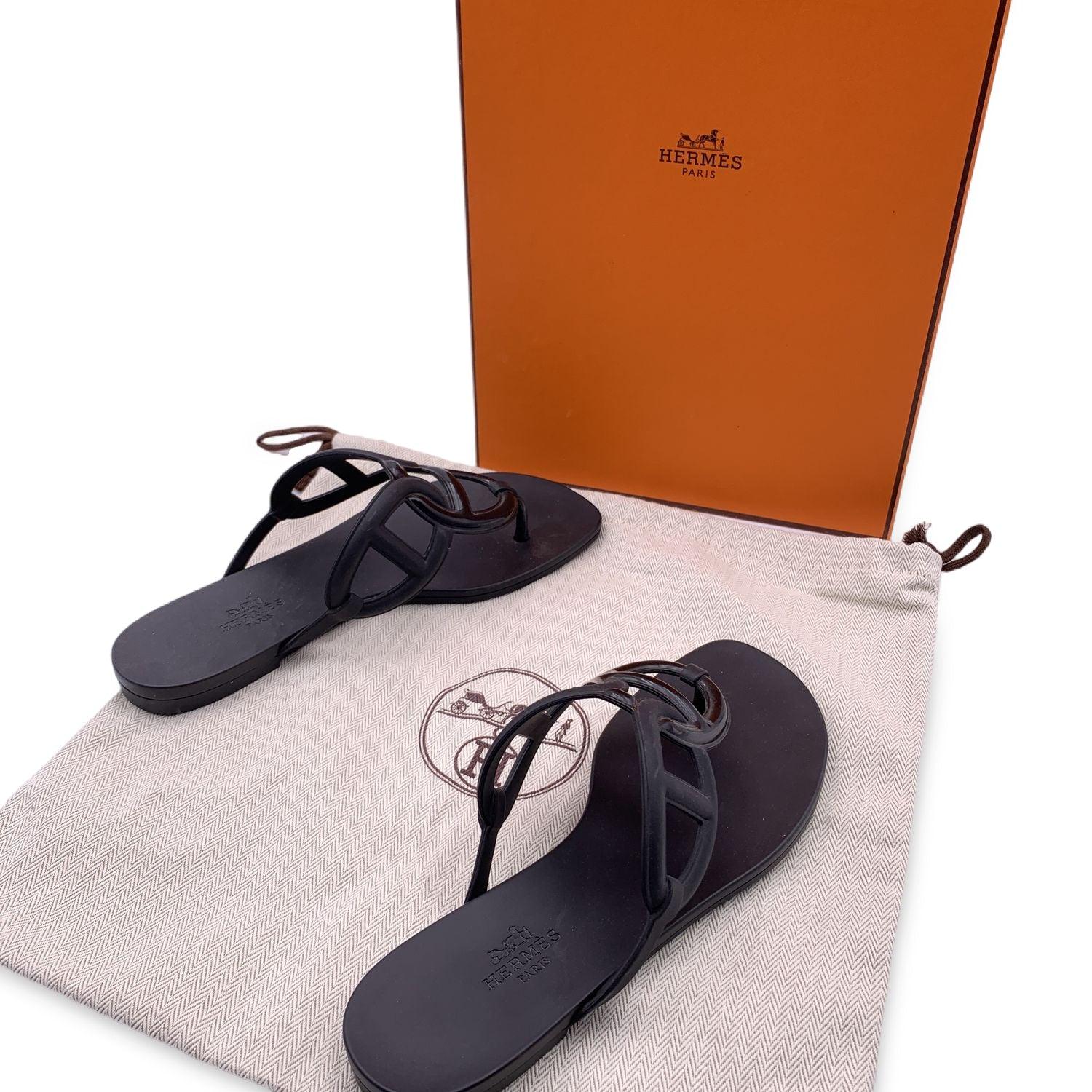 Hermes Black Rubber Egerie Thong Sandals Shoes Size 36 3