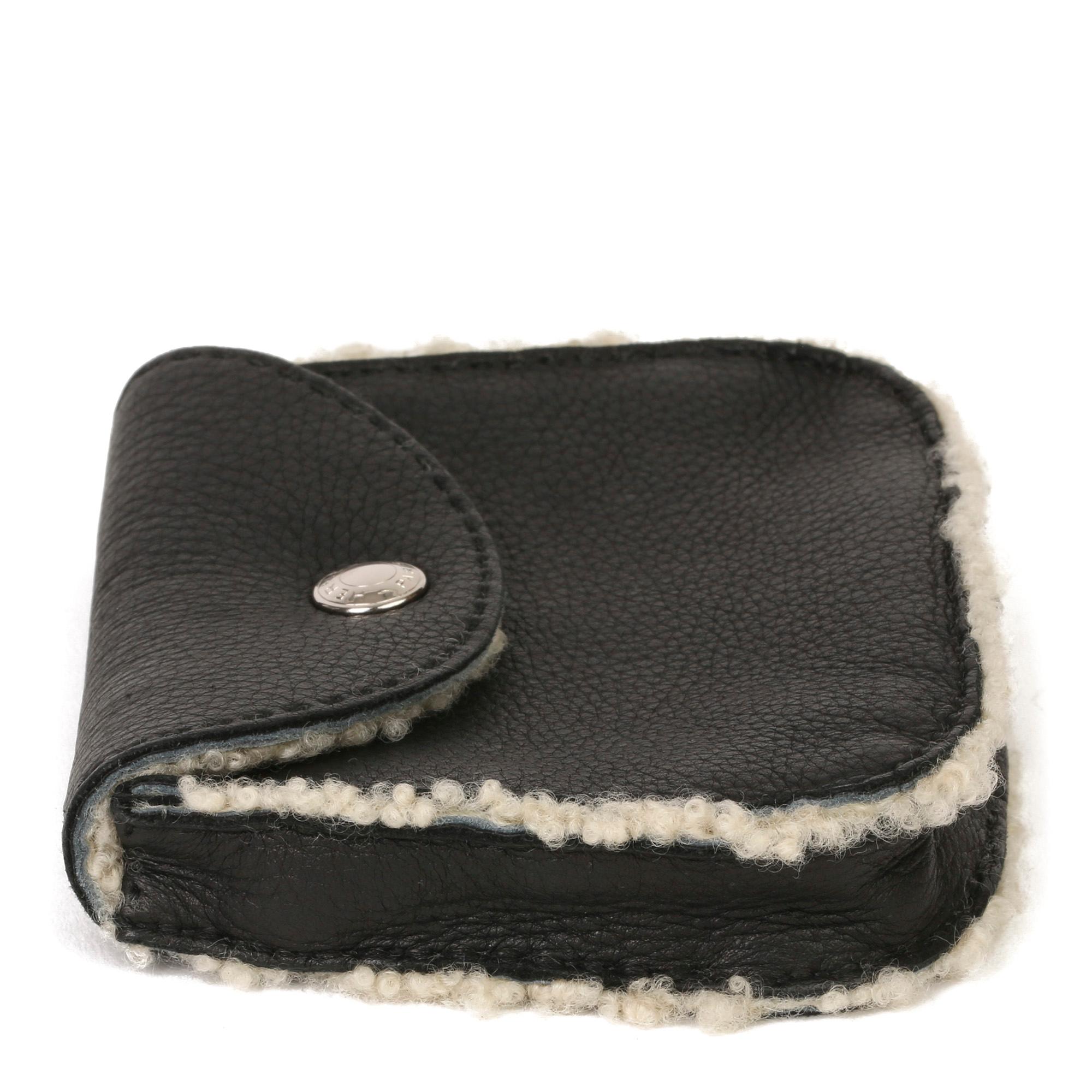 Marsupio con cintura in shearling nero di Hermès in vendita 2