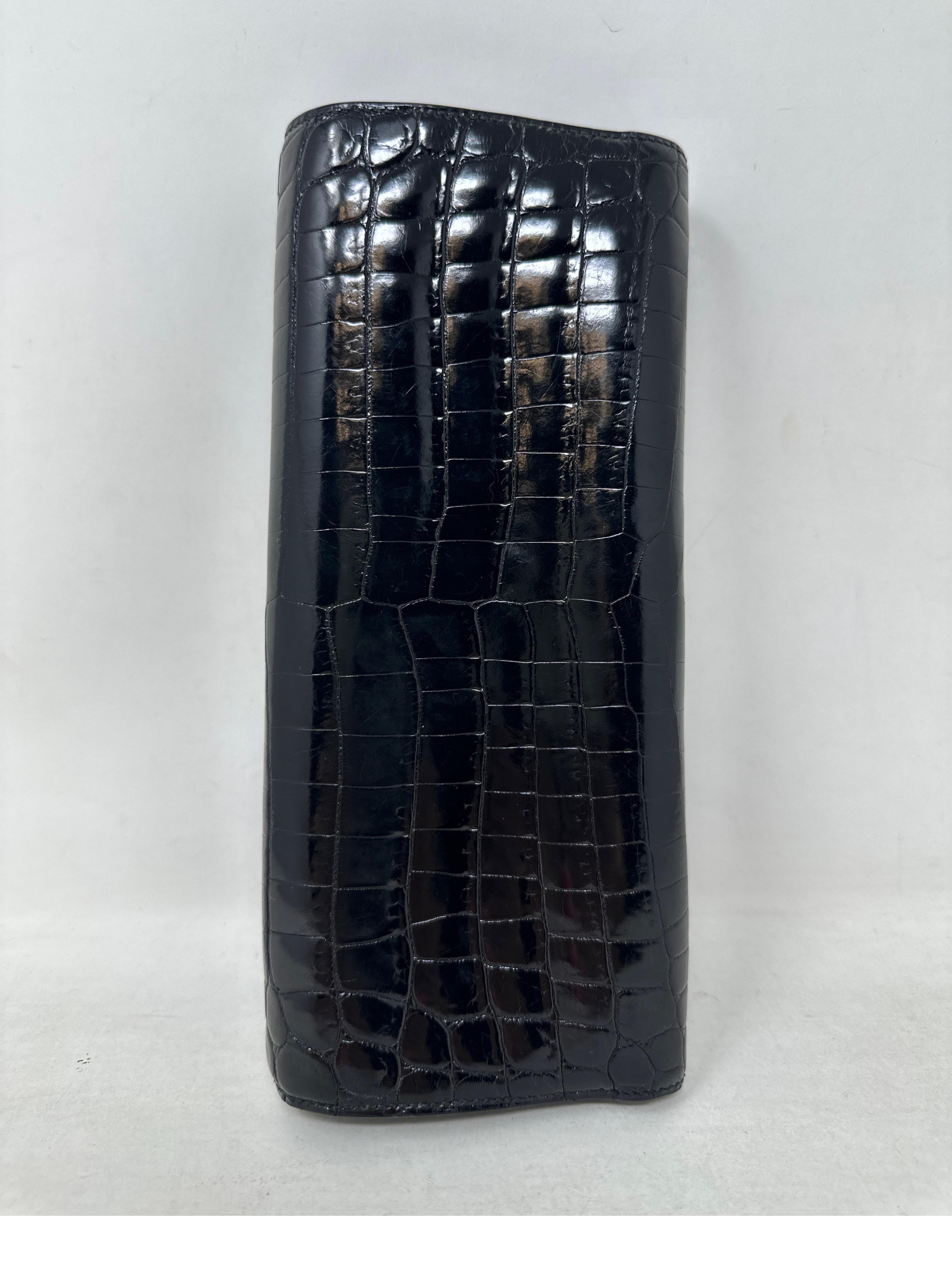 Hermes Black Shiny Niloticus Crocodile Egee Clutch  For Sale 1