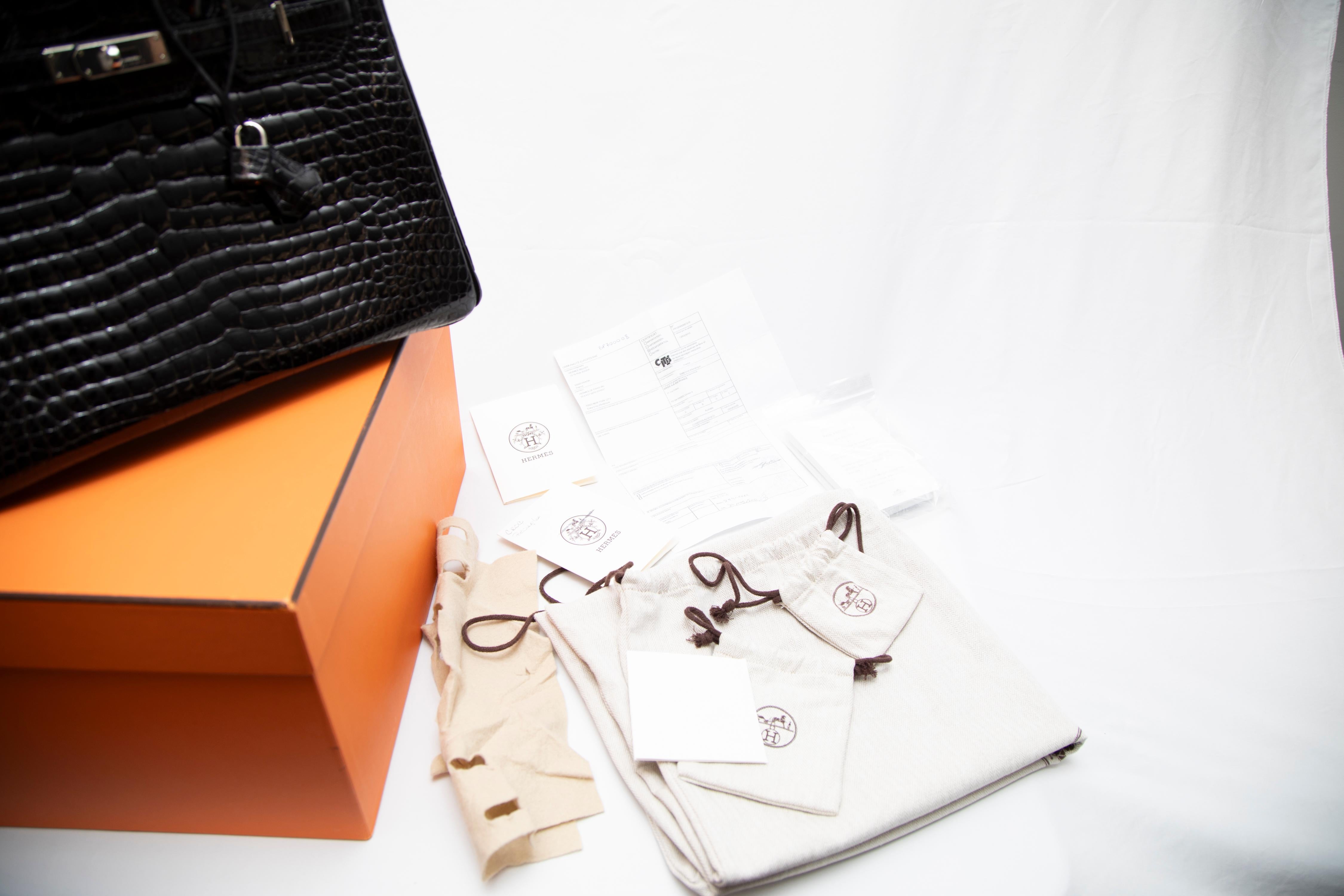 Hermès Black Shiny Porosus Crocodile Birkin 35CM with Palladium Hardware For Sale 13