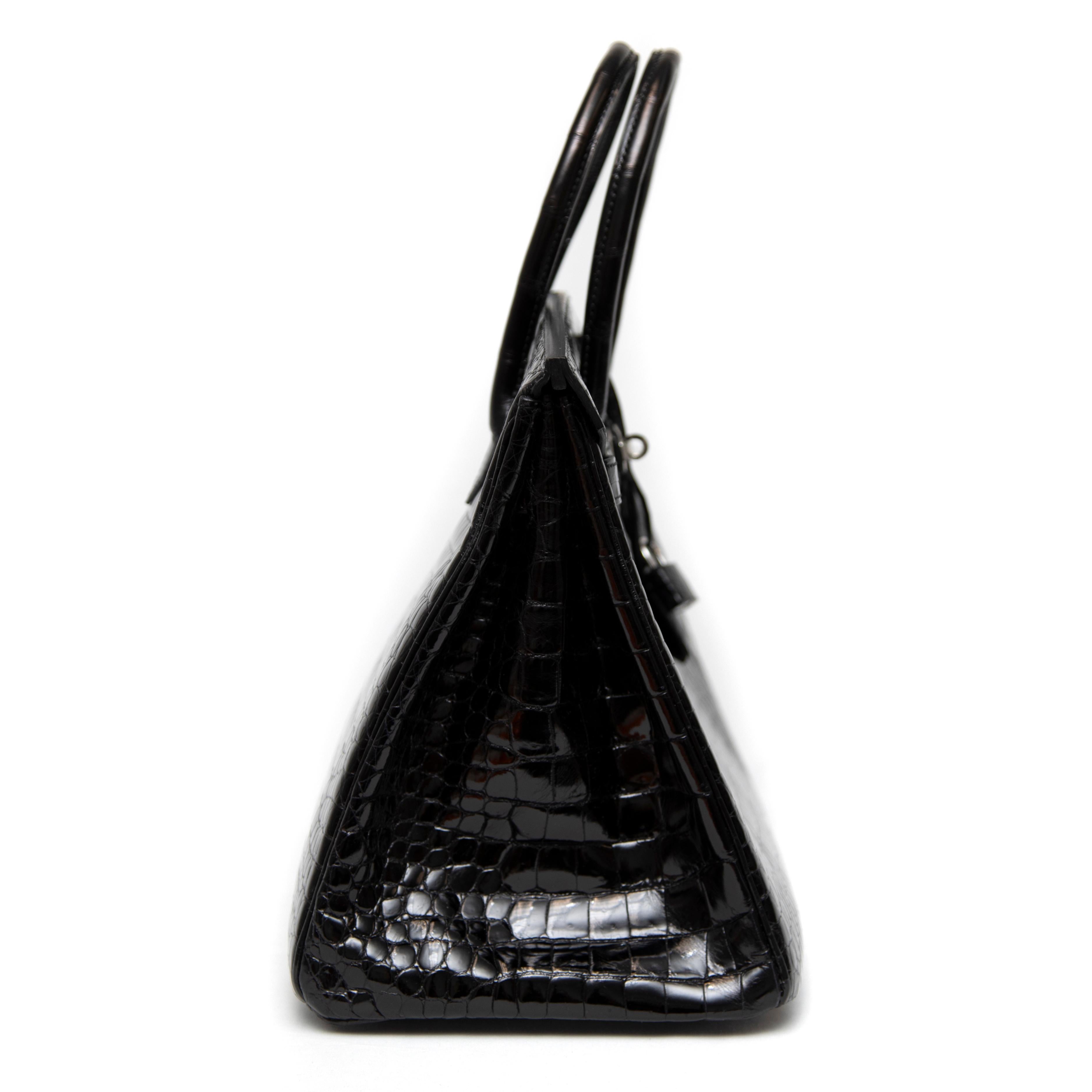 Women's or Men's Hermès Black Shiny Porosus Crocodile Birkin 35CM with Palladium Hardware For Sale