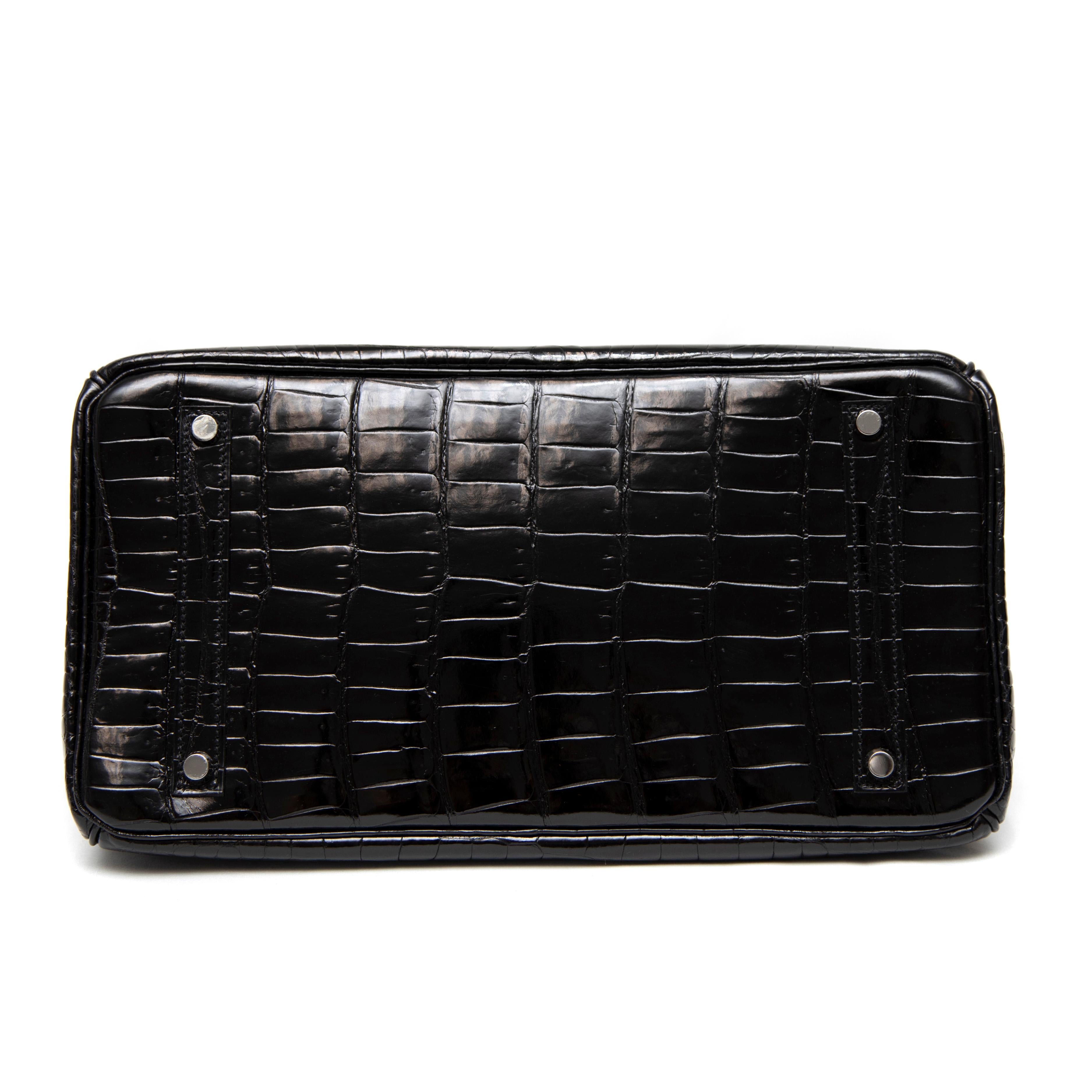 Hermès Black Shiny Porosus Crocodile Birkin 35CM with Palladium Hardware For Sale 2