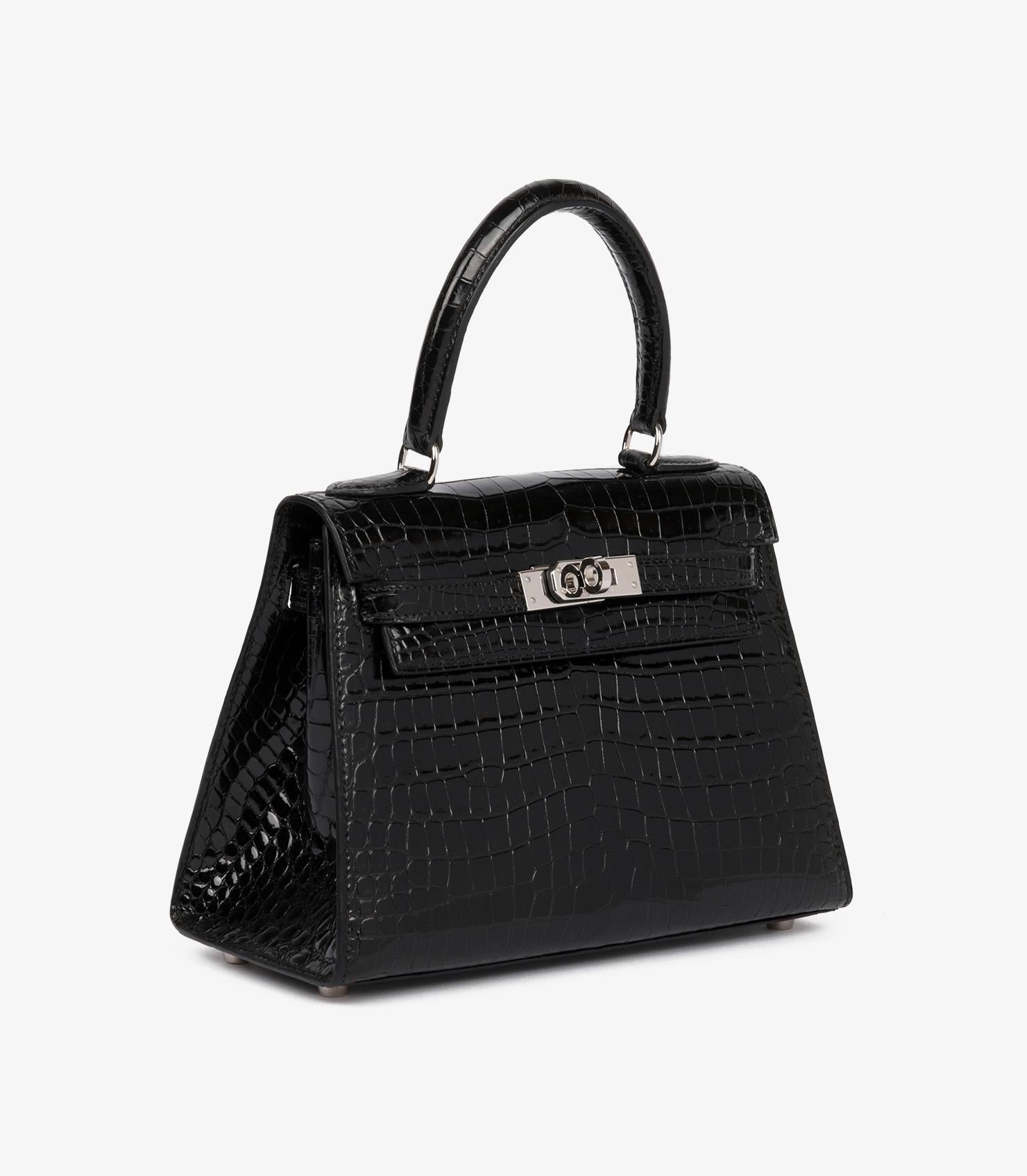 Noir Hermès Vintage Kelly 20cm Sellier en cuir de crocodile Porosus noir brillant en vente
