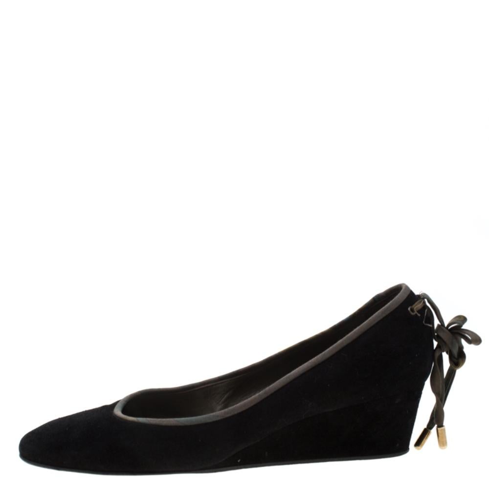 Hermes Black Suede Bow Detail Wedge Pumps Size 39 1