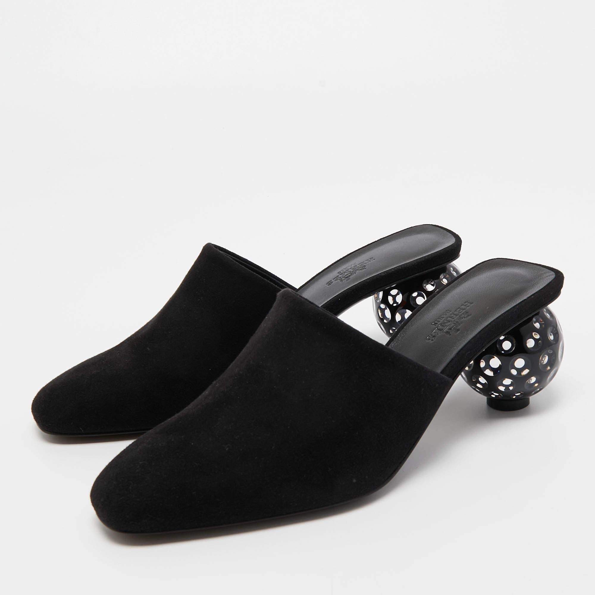 A perfect blend of luxury, style, and comfort, these designer mules are made using quality materials and frame your feet in the most elegant way. They can be paired with a host of outfits from your wardrobe.

Includes: Original Dustbag, Original