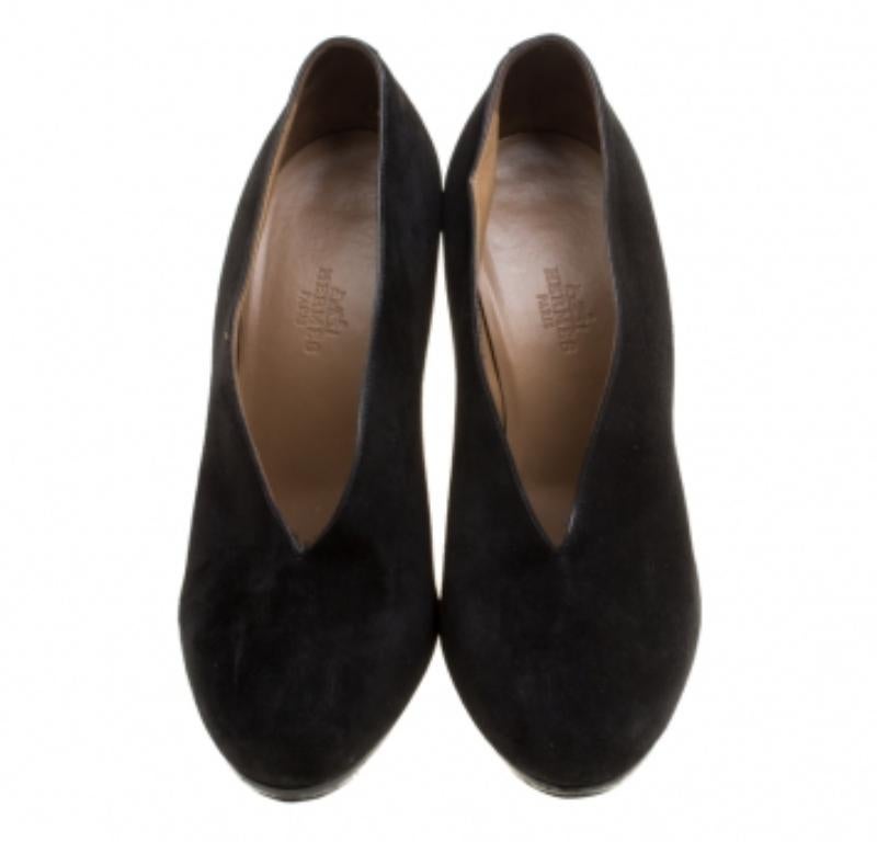 Escarpins en daim noir Hermes Florida Taille 37.5 Bon état à Dubai, Al Qouz 2