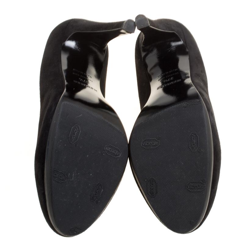 Escarpins Hermès Floride en daim noir, taille 37,5 Pour femmes en vente