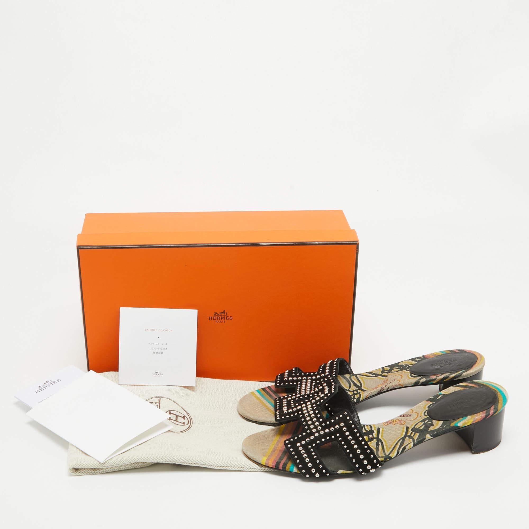 Hermes Suede noir clouté Oasis Slide Sandals Size 40 en vente 6