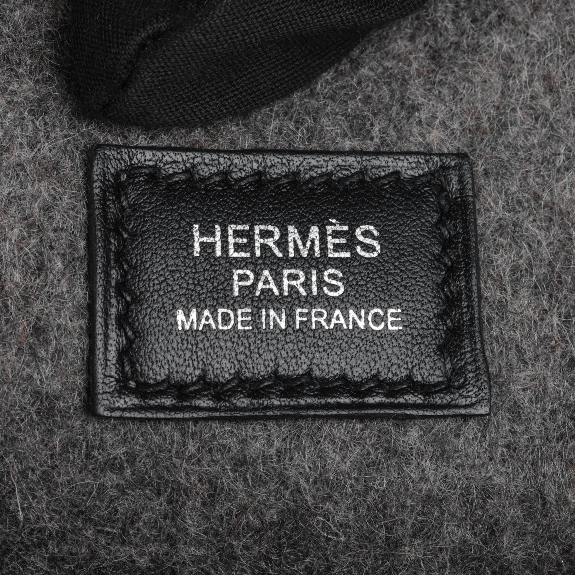 HERMÈS Black Swift Leather and Gris Moyen Felt Evelyne III 29 at 1stDibs