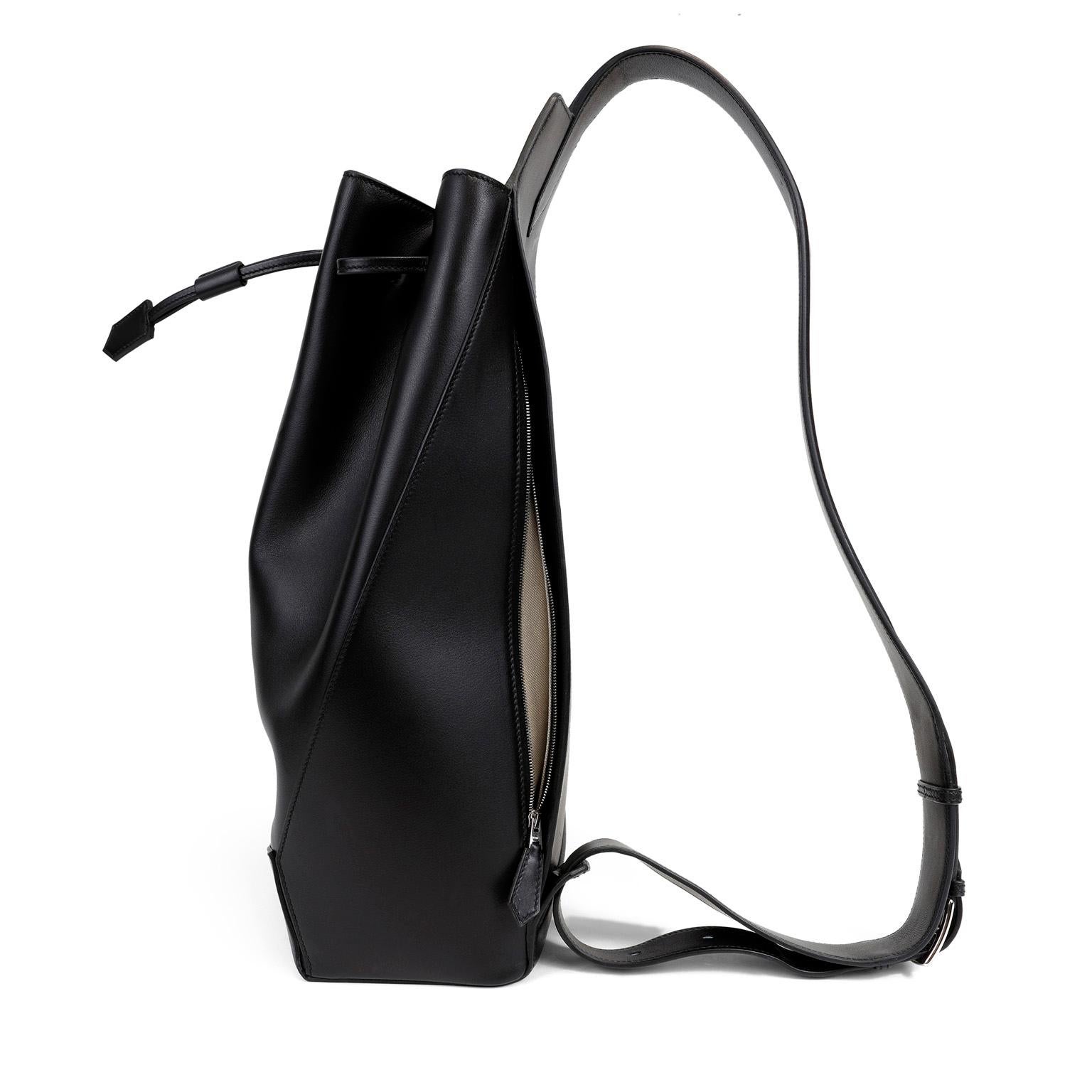 Hermès Schwarz Swift Leder Unisex Sling Backpack  im Angebot 3