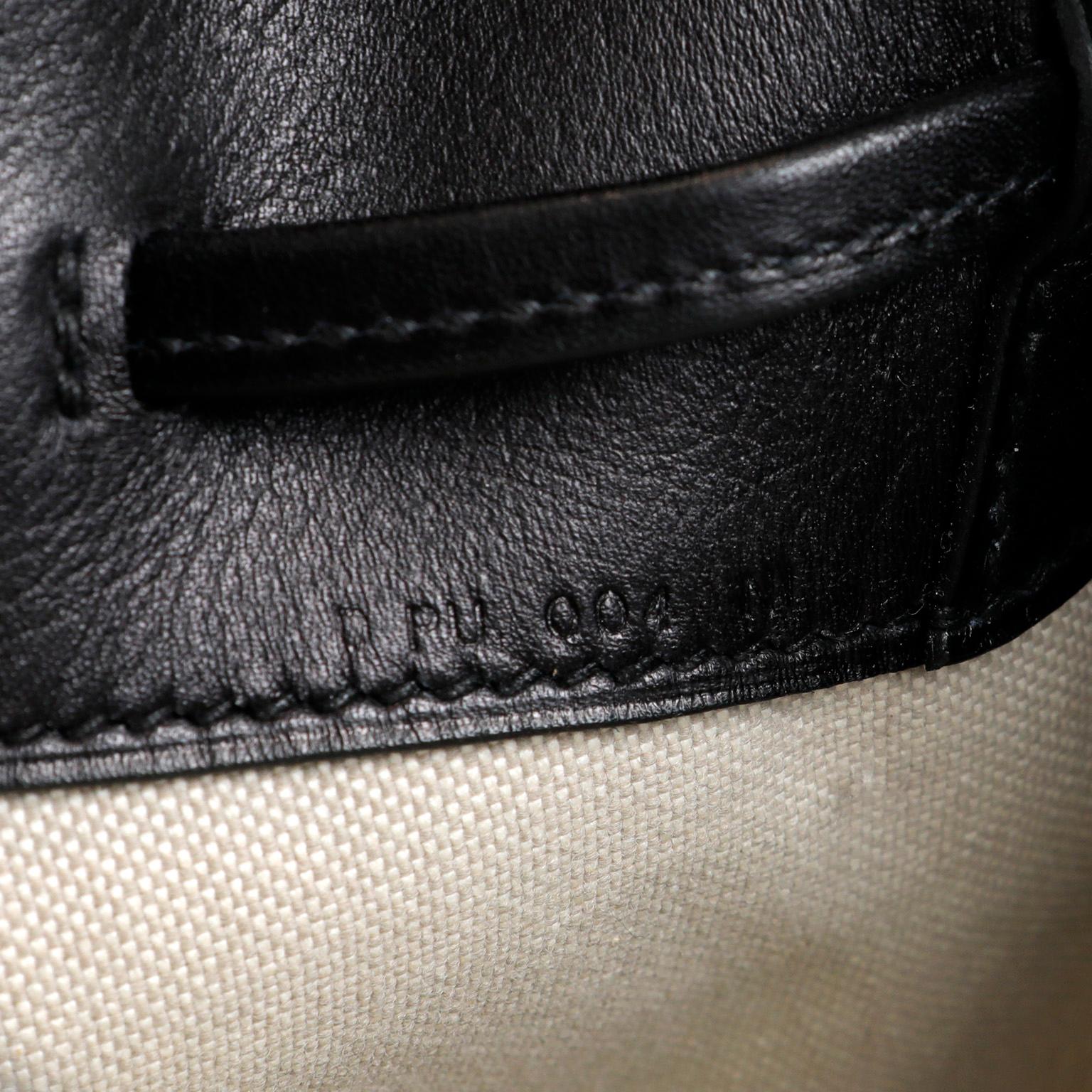 Hermès Schwarz Swift Leder Unisex Sling Backpack  im Angebot 5