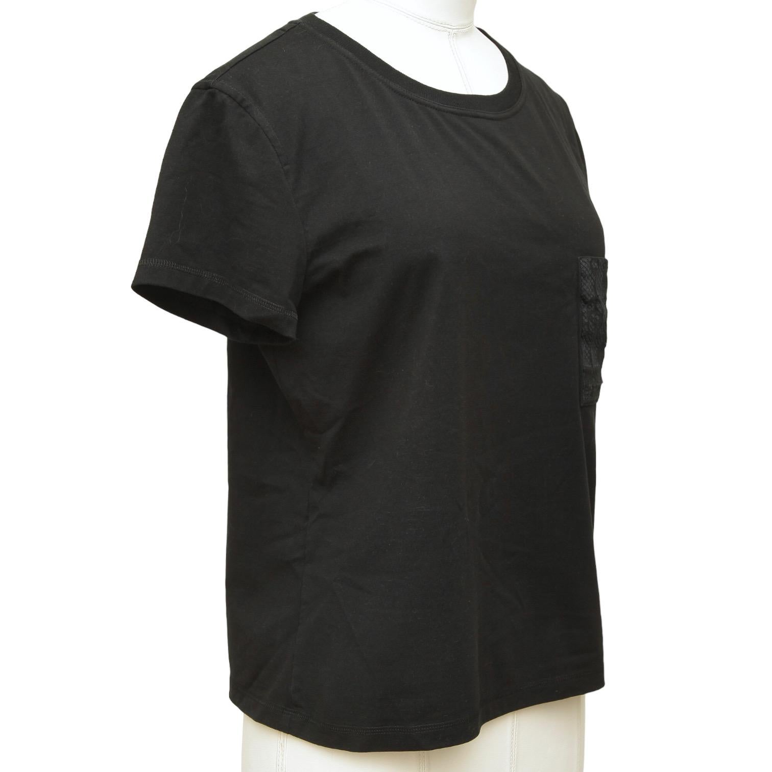GUARANTEED AUTHENTIC HERMES MOSAIQUE EMBROIDERY BLACK T SHIRT

Design:
- Black mosaique embroidery pocket t-shirt.
- Crew neck.
- Short sleeve.
- Slip on.

Size: 38

Material: 100% Cotton

Measurements (Approximate laid flat):
- Shoulder to