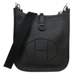 Hermes Taurillon Clemence Schwarze Evelyne TPM Umhängetasche aus Leder